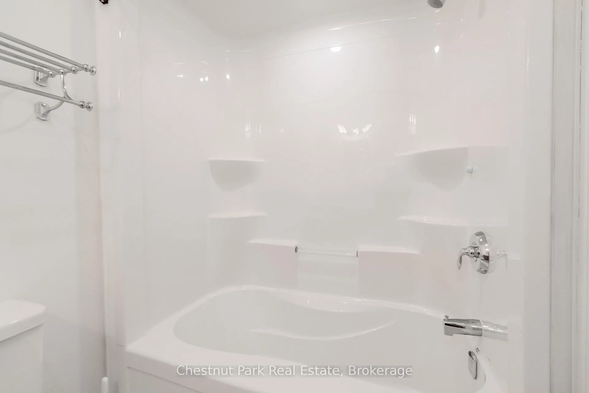 Photo 21 of 112 Sebastian Street, Blue Mountains — HOMEH
