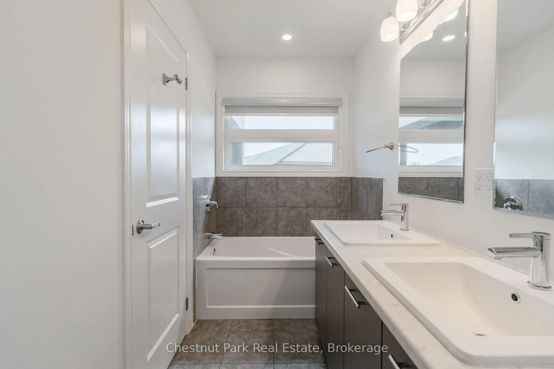 Photo 34 of 112 Sebastian Street, Blue Mountains — HOMEH