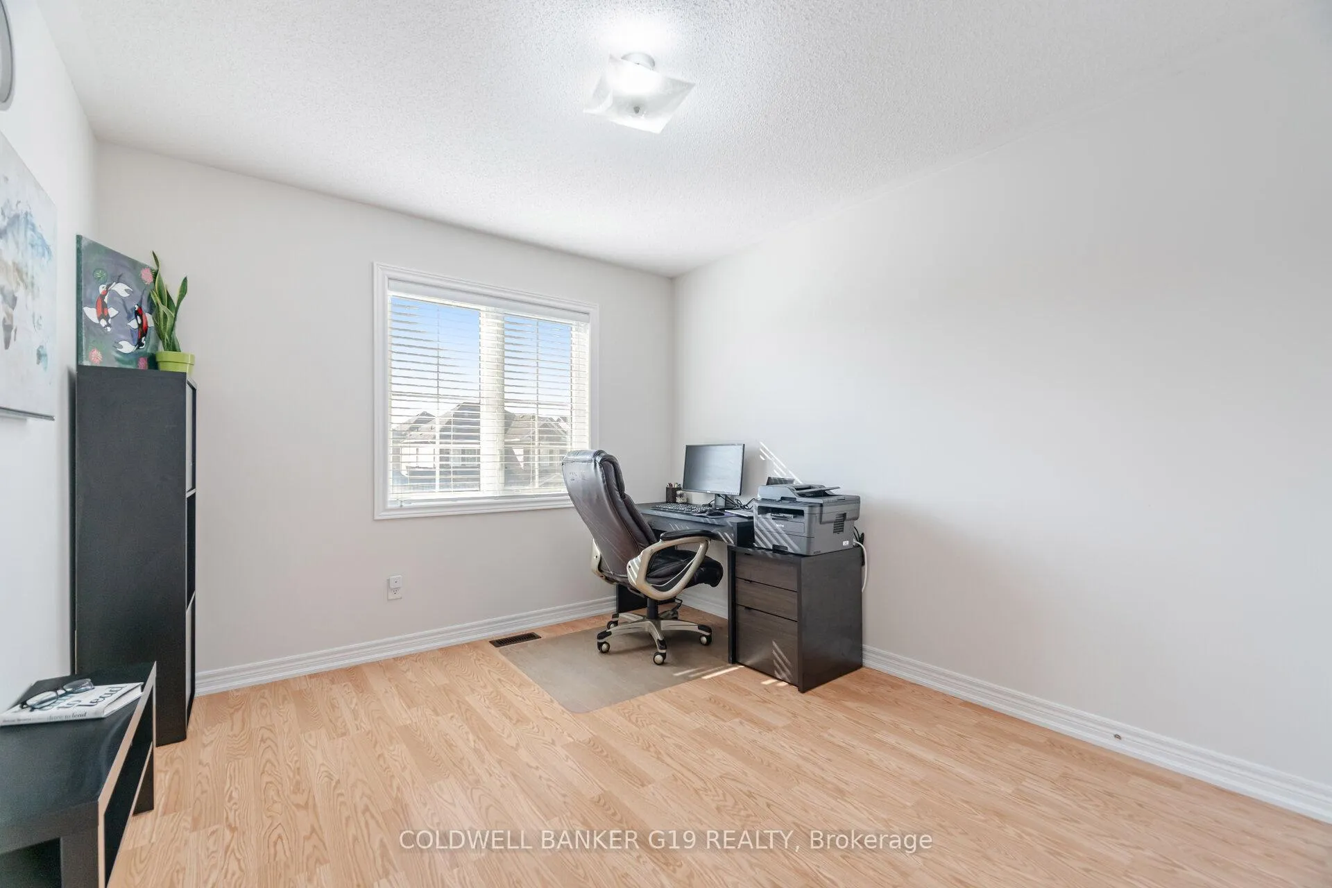 Photo 25 of 43 Midcrest Circle, Brampton, Credit Valley — HOMEH