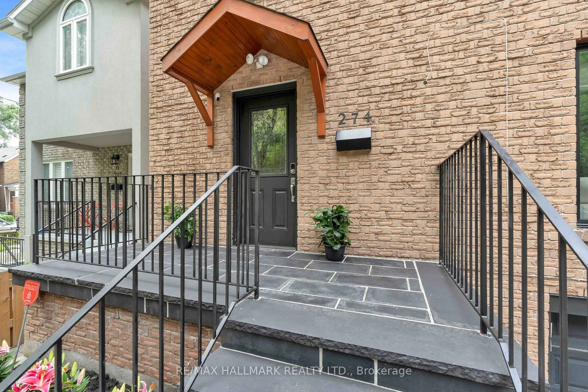 Photo 2 of 274 Gowan Avenue, Toronto, Danforth Village-East York — HOMEH