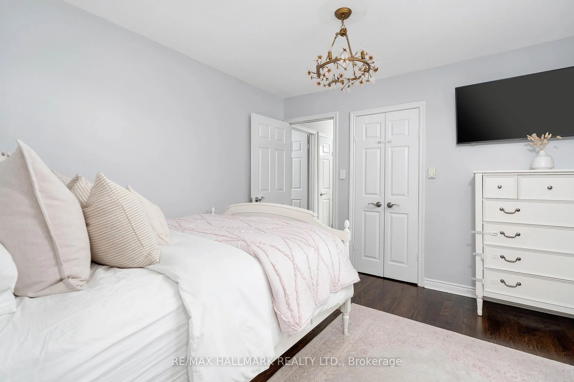 Photo 25 of 274 Gowan Avenue, Toronto, Danforth Village-East York — HOMEH