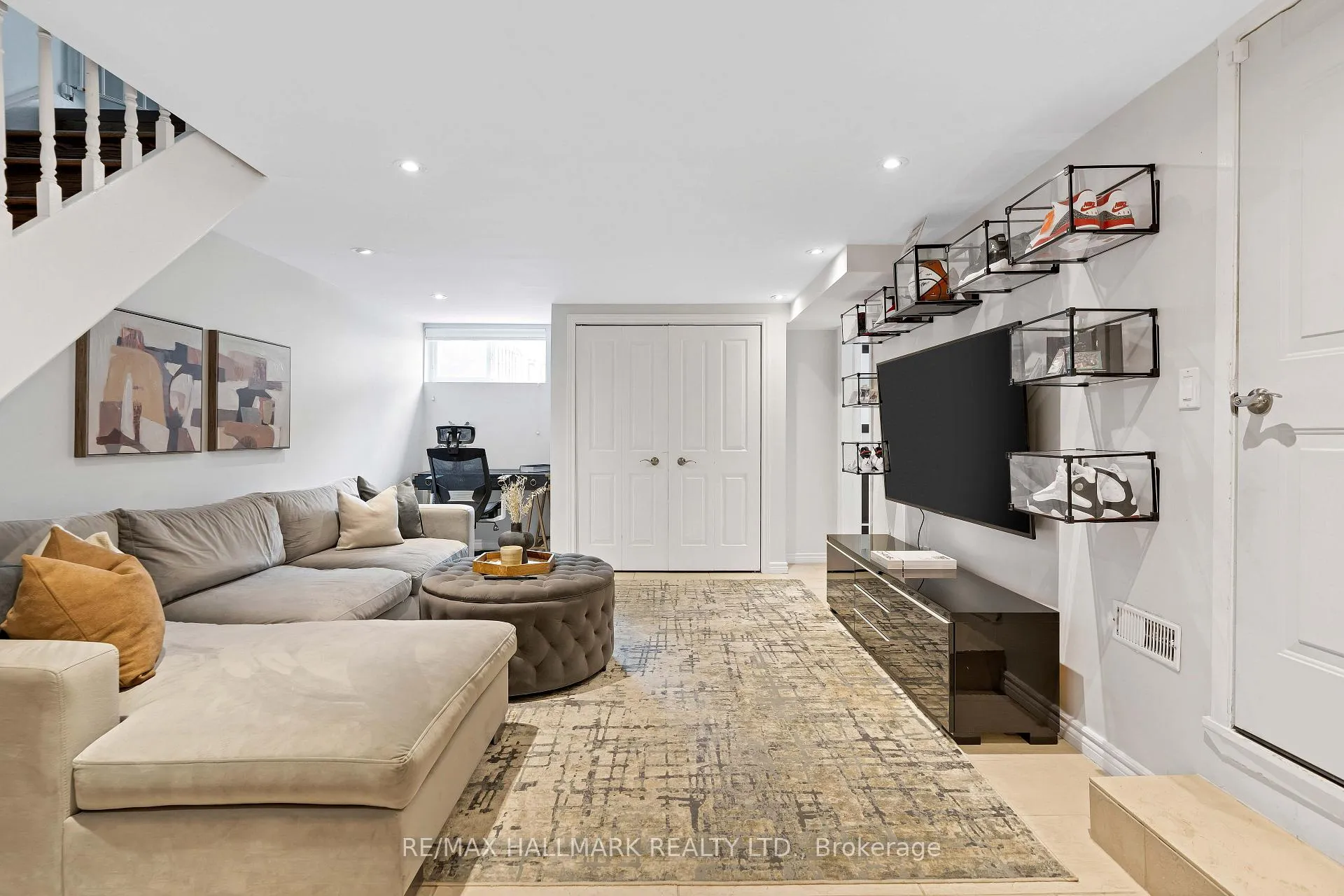 Photo 27 of 274 Gowan Avenue, Toronto, Danforth Village-East York — HOMEH