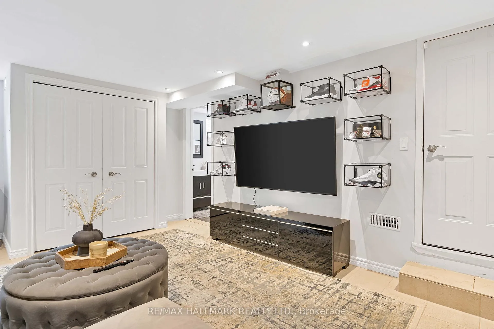 Photo 30 of 274 Gowan Avenue, Toronto, Danforth Village-East York — HOMEH