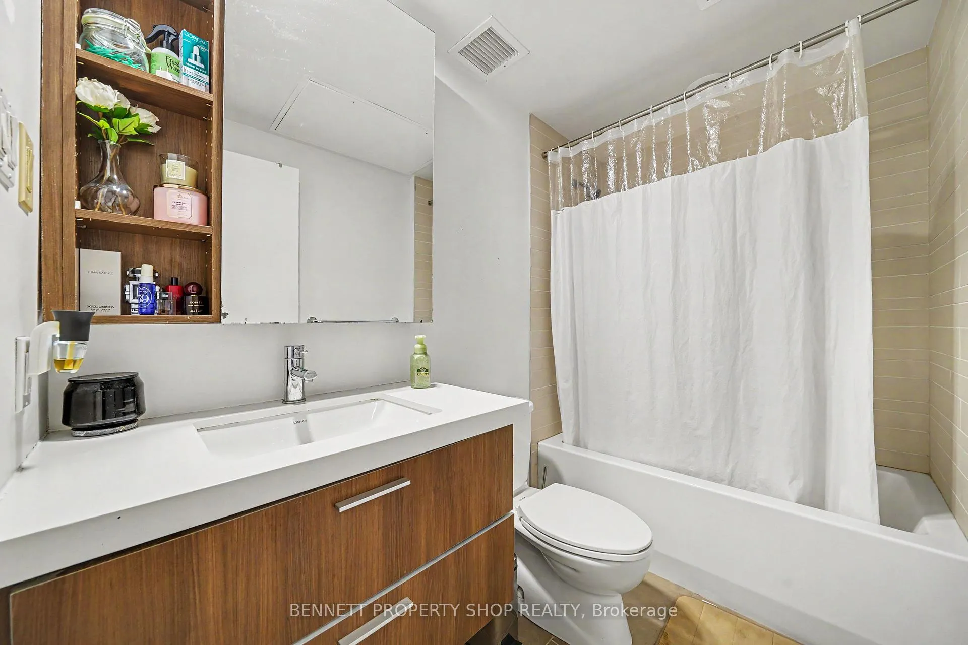 Photo 7 of Unit 507, 360 McLeod Street, Ottawa, Ottawa Centre — HOMEH