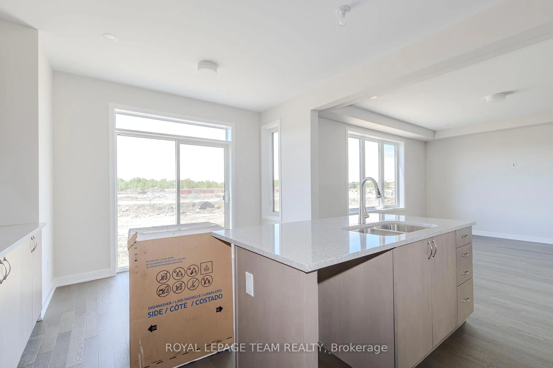 Photo 26 of 475 Meynell Road E, Ottawa, Goulbourn Twp From Franktown Rd/South To Rideau — HOMEH