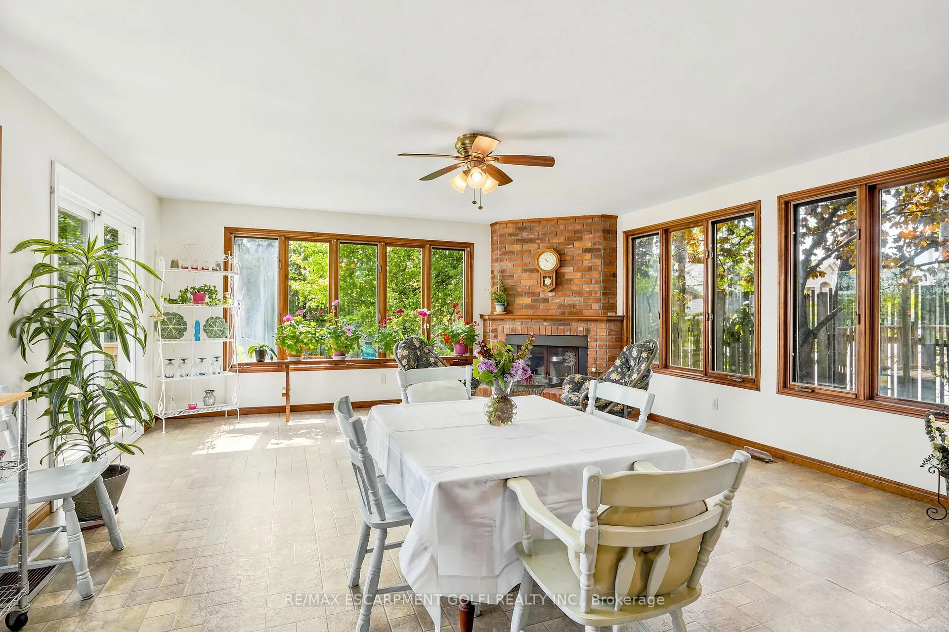 Photo 13 of 227 Glancaster Road, Hamilton, Villages of Glancaster — HOMEH
