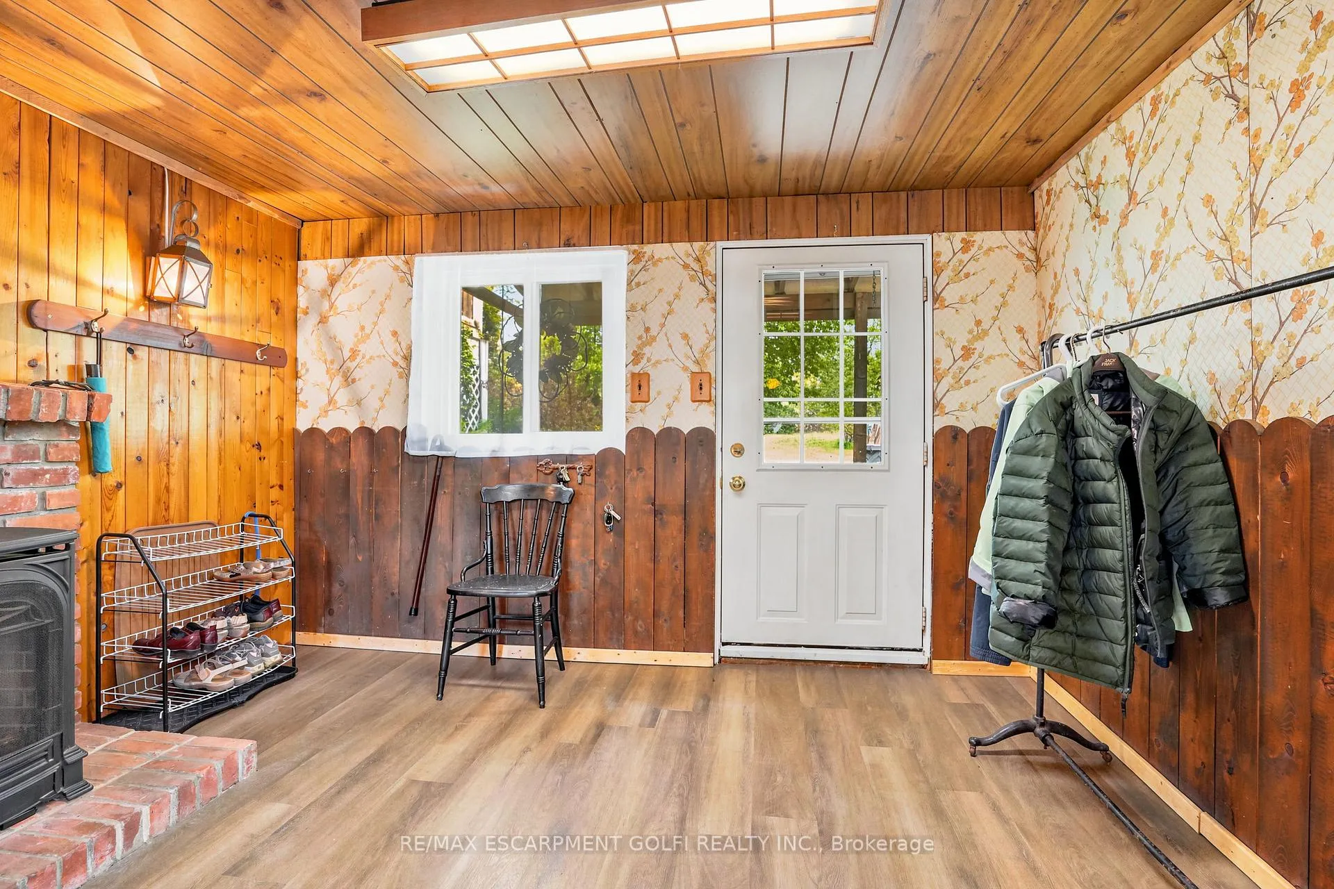 Photo 22 of 227 Glancaster Road, Hamilton, Villages of Glancaster — HOMEH