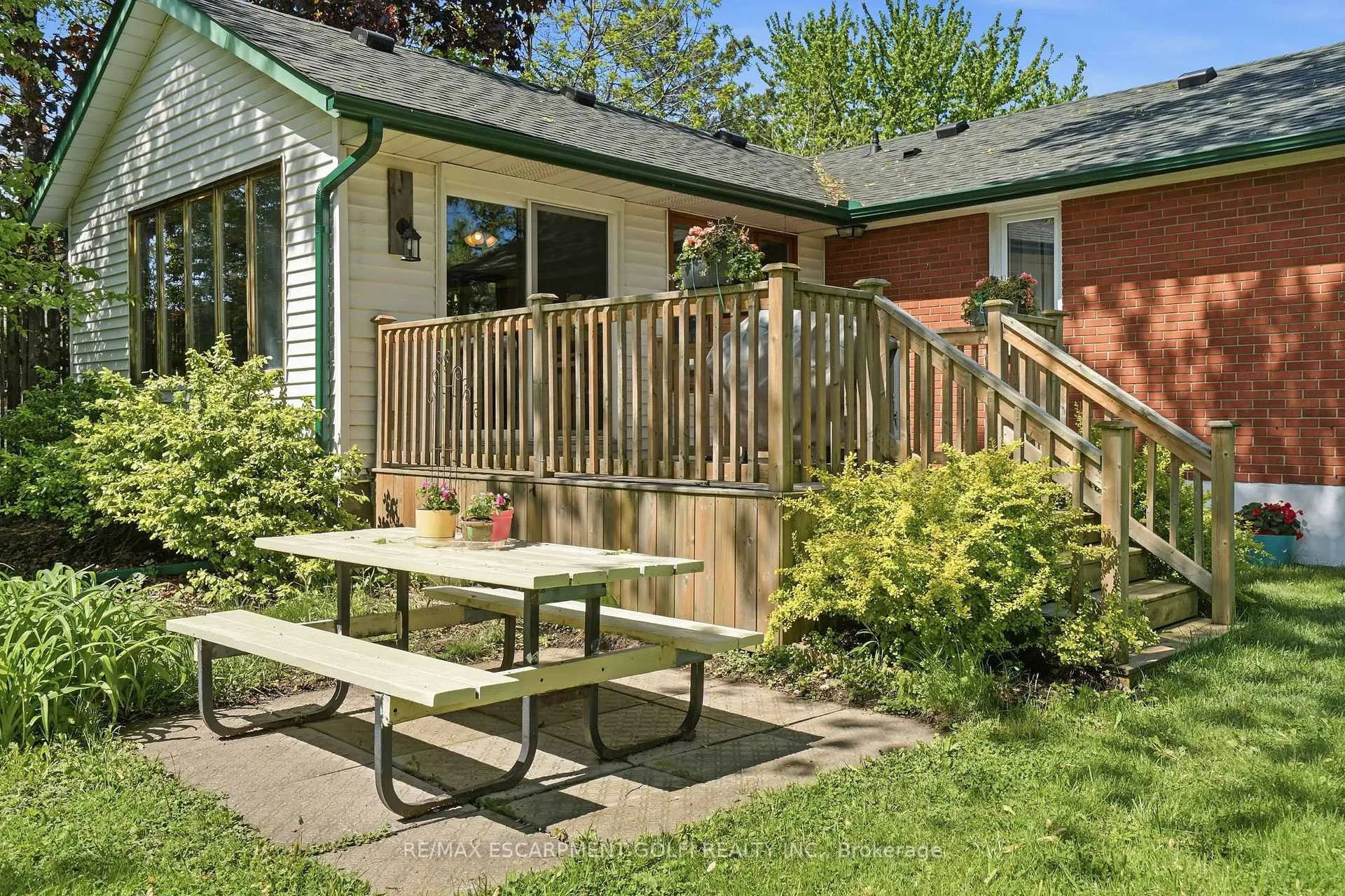 Photo 29 of 227 Glancaster Road, Hamilton, Villages of Glancaster — HOMEH