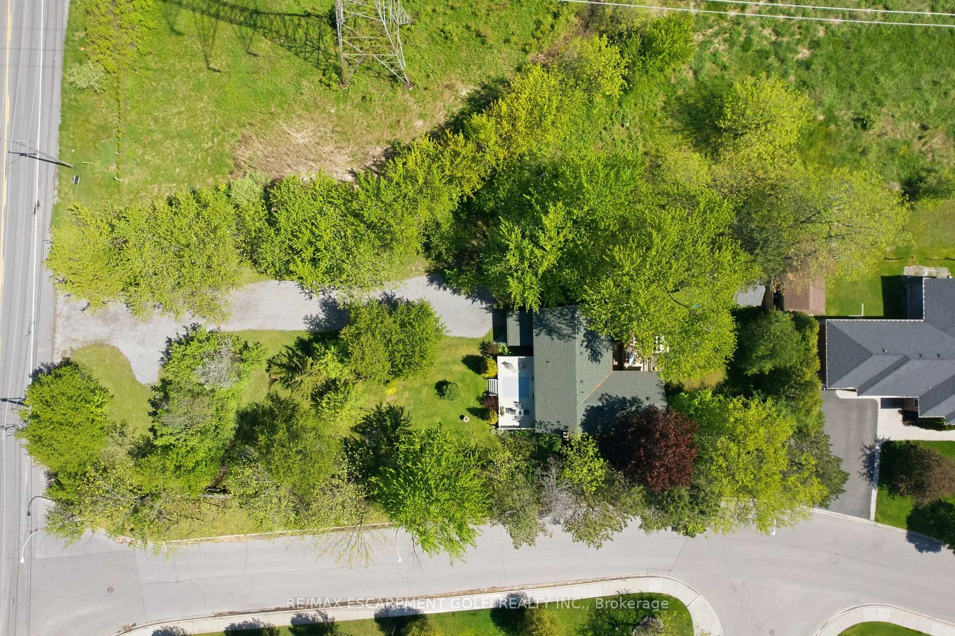 Photo 35 of 227 Glancaster Road, Hamilton, Villages of Glancaster — HOMEH