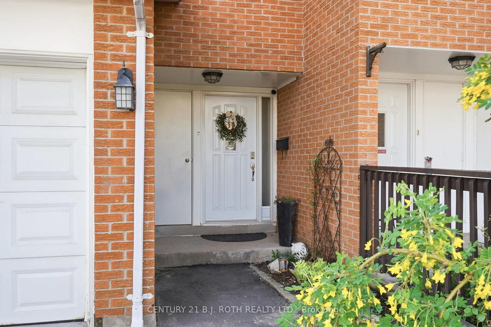 Photo 3 of Unit 7, 237 Steel Street, Barrie, Codrington — HOMEH