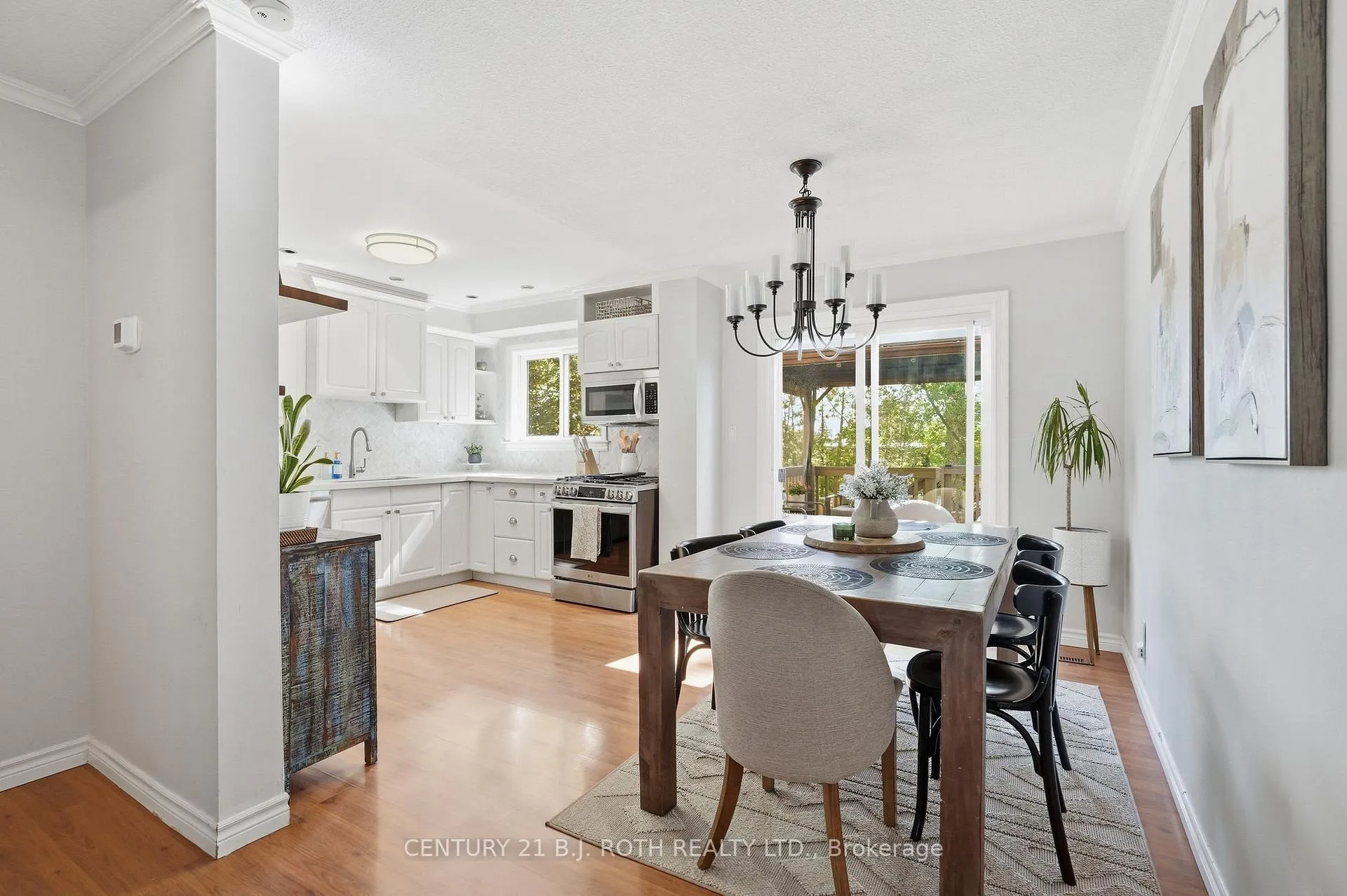 Photo 5 of Unit 7, 237 Steel Street, Barrie, Codrington — HOMEH