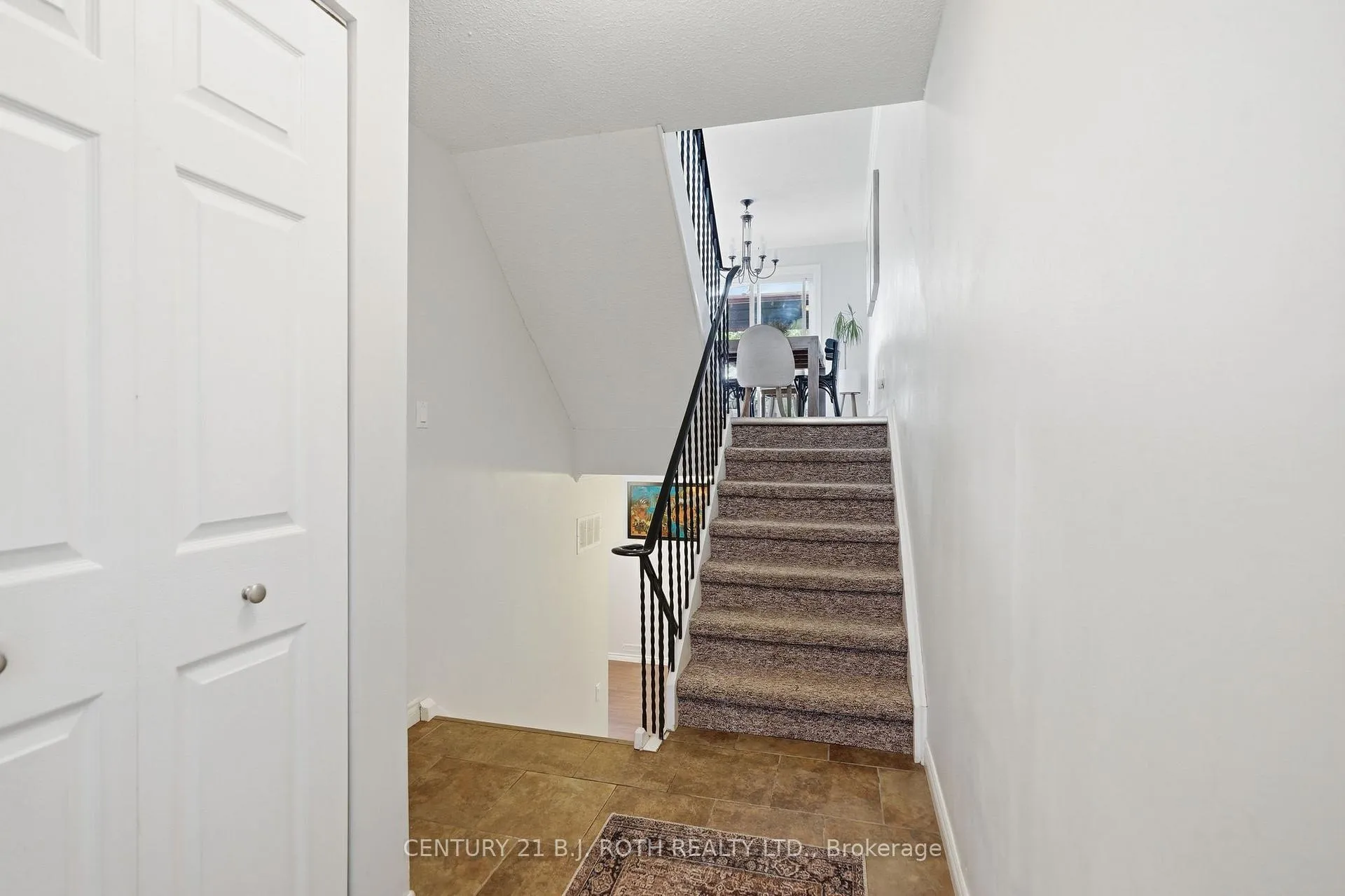 Photo 29 of Unit 7, 237 Steel Street, Barrie, Codrington — HOMEH