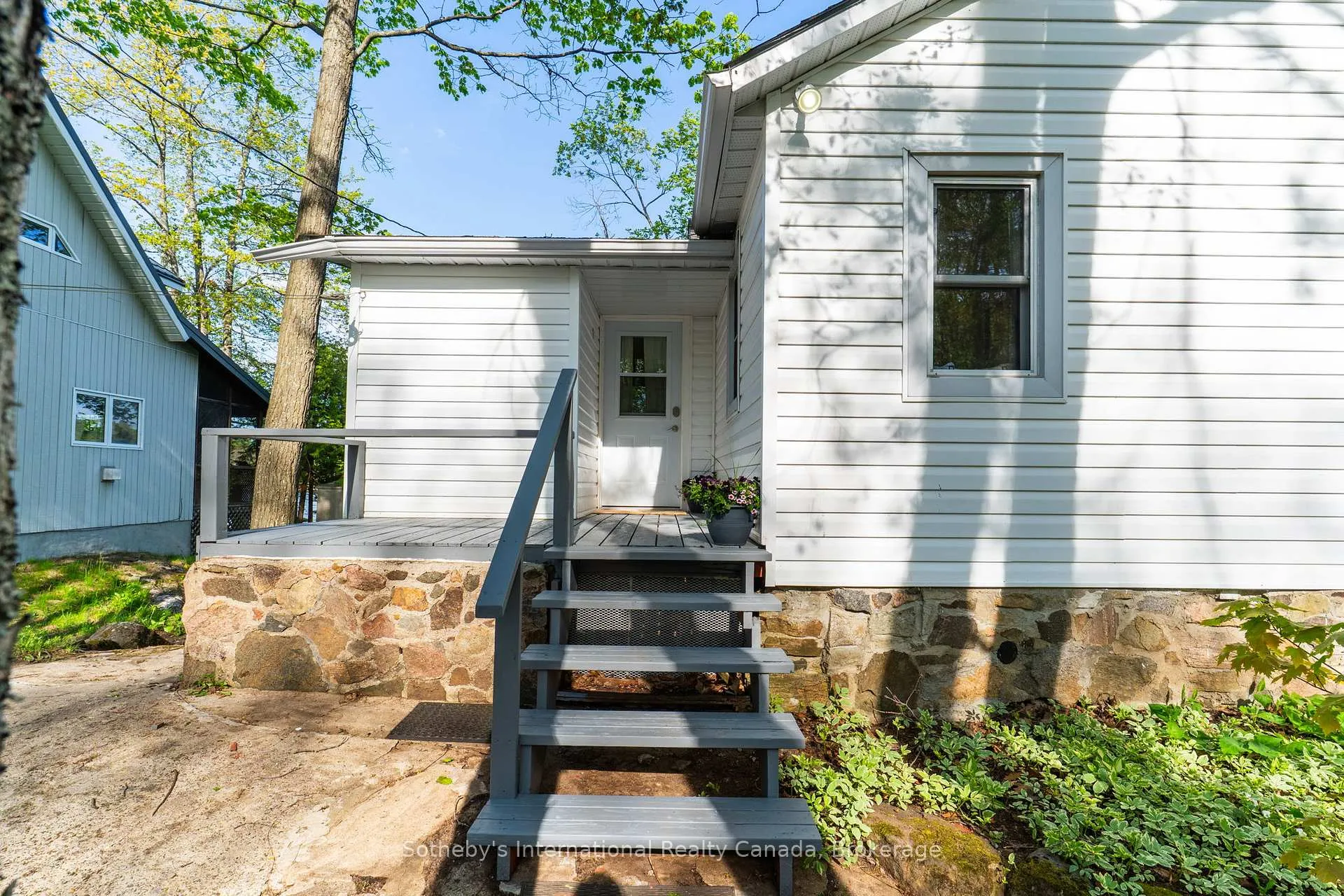 Photo 5 of 1051 Sanderson Road, Gravenhurst, Morrison — HOMEH