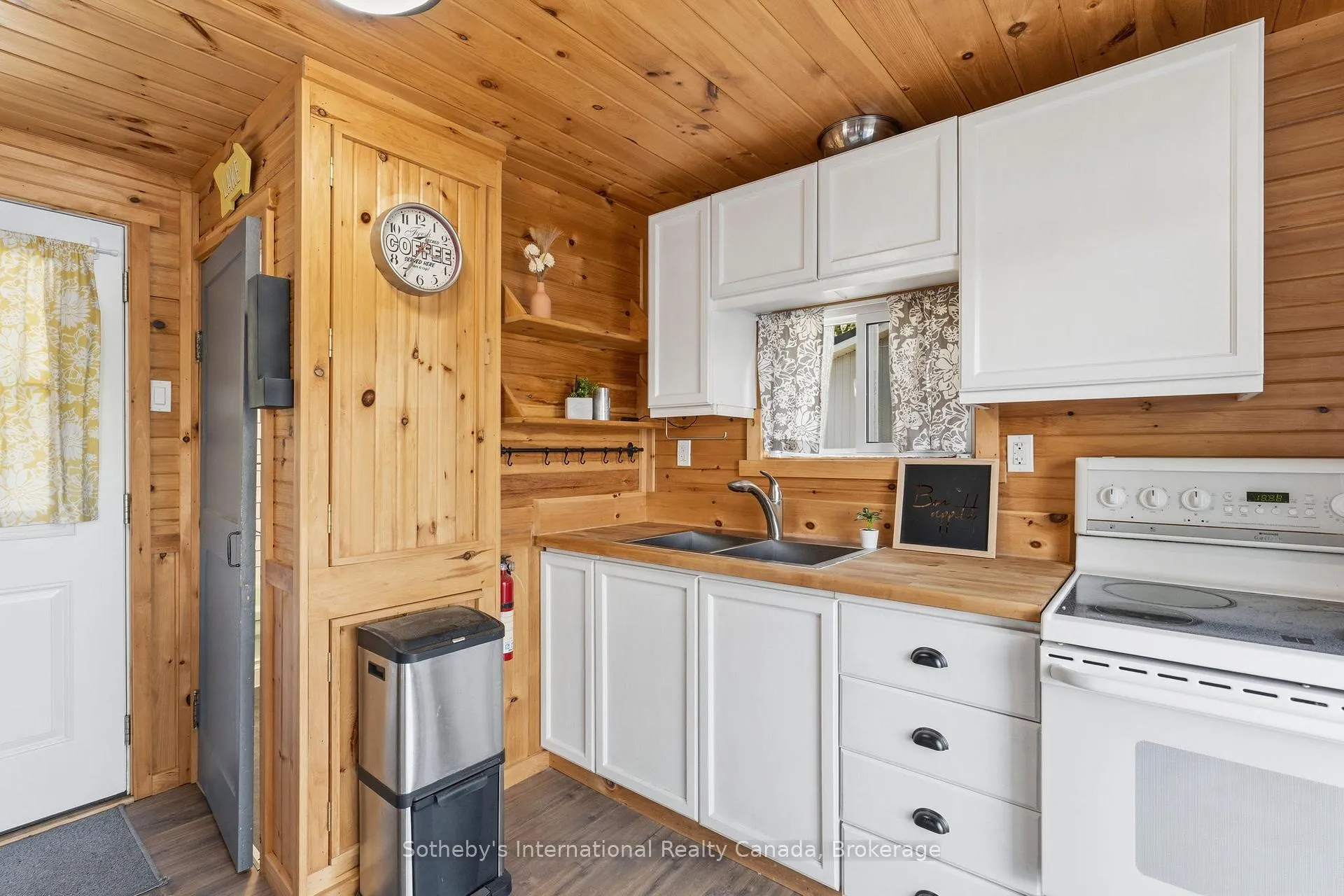 Photo 14 of 1051 Sanderson Road, Gravenhurst, Morrison — HOMEH