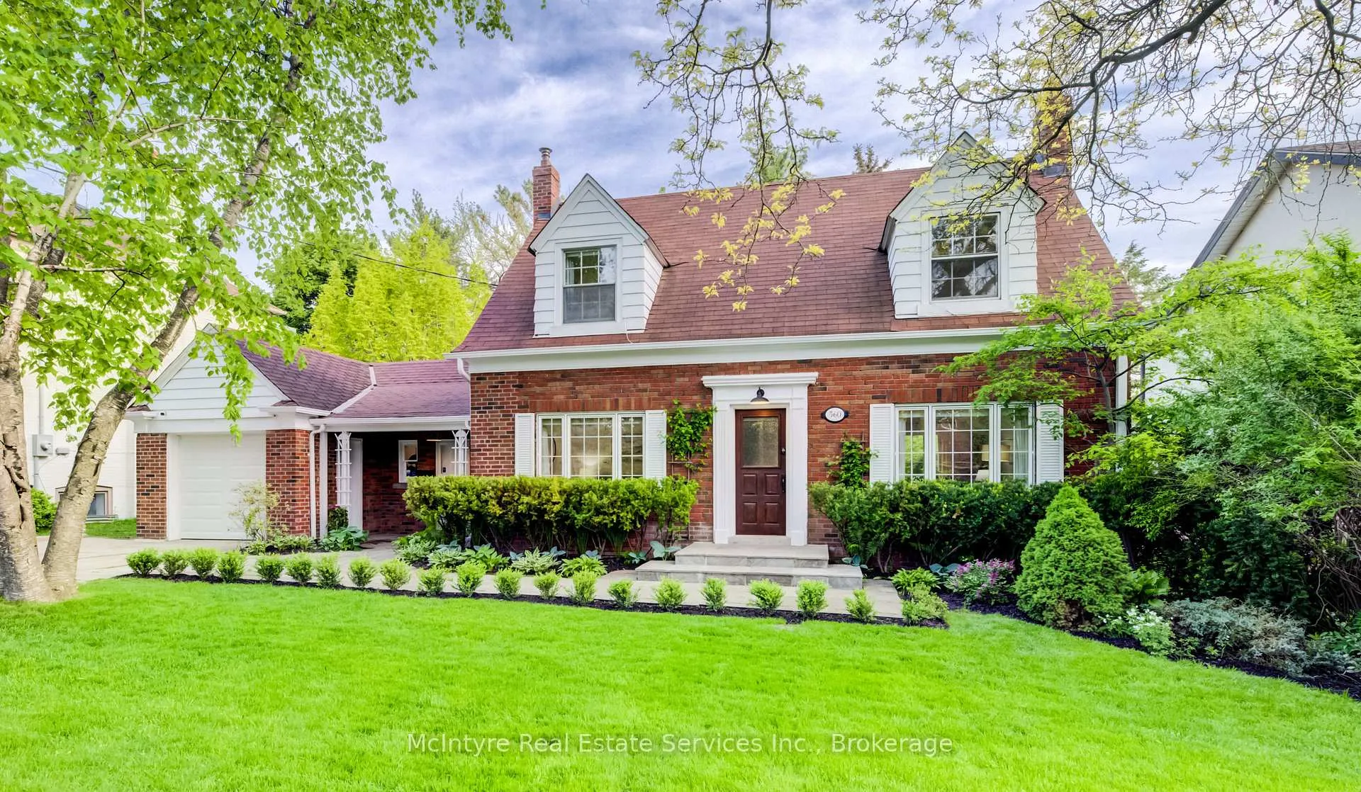 Photo of 560 Blythwood Road