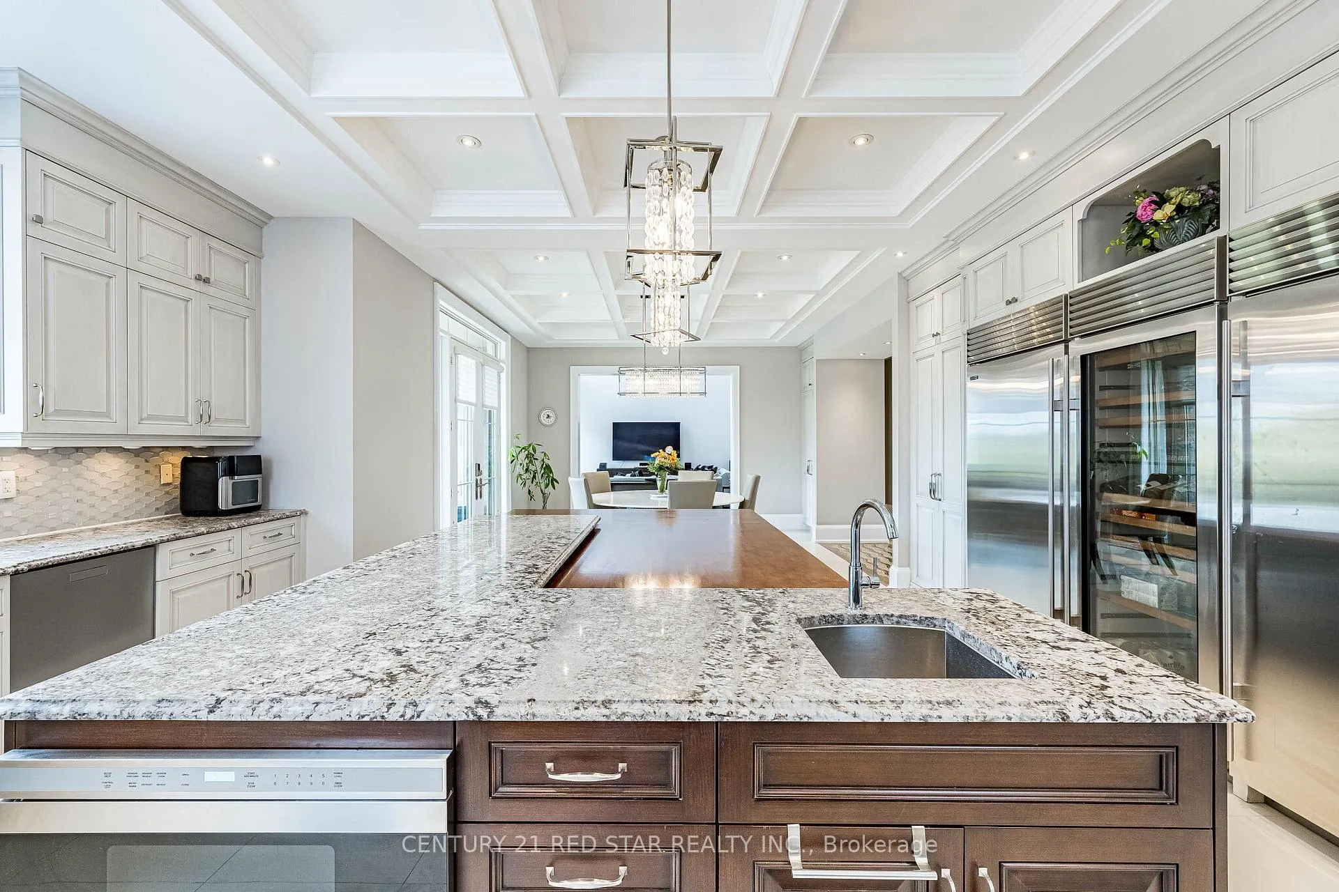Photo 12 of 62 Langdon Drive, King, King City — HOMEH