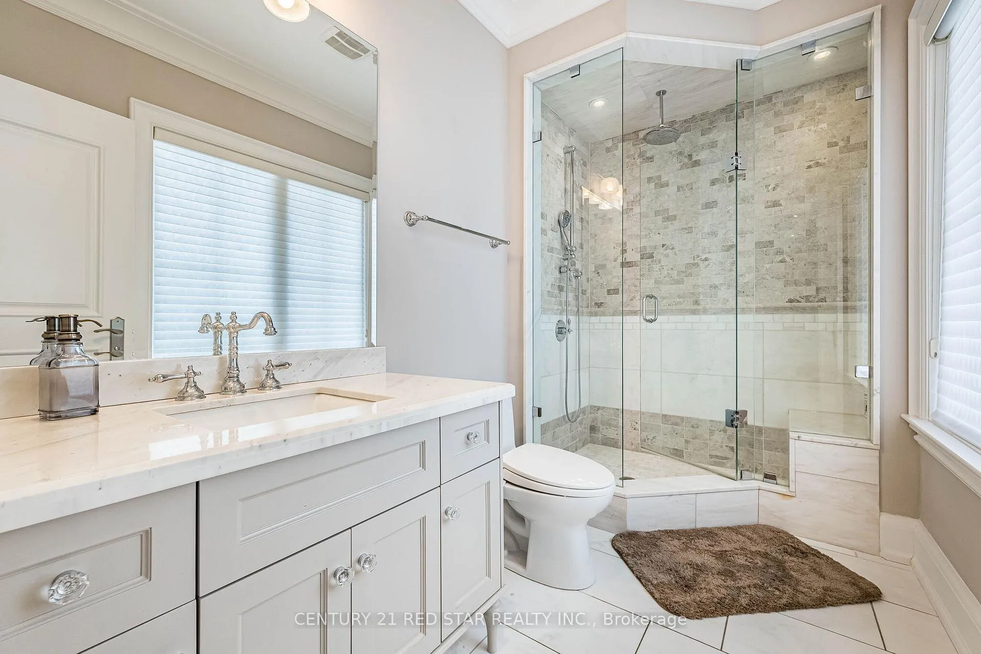 Photo 32 of 62 Langdon Drive, King, King City — HOMEH