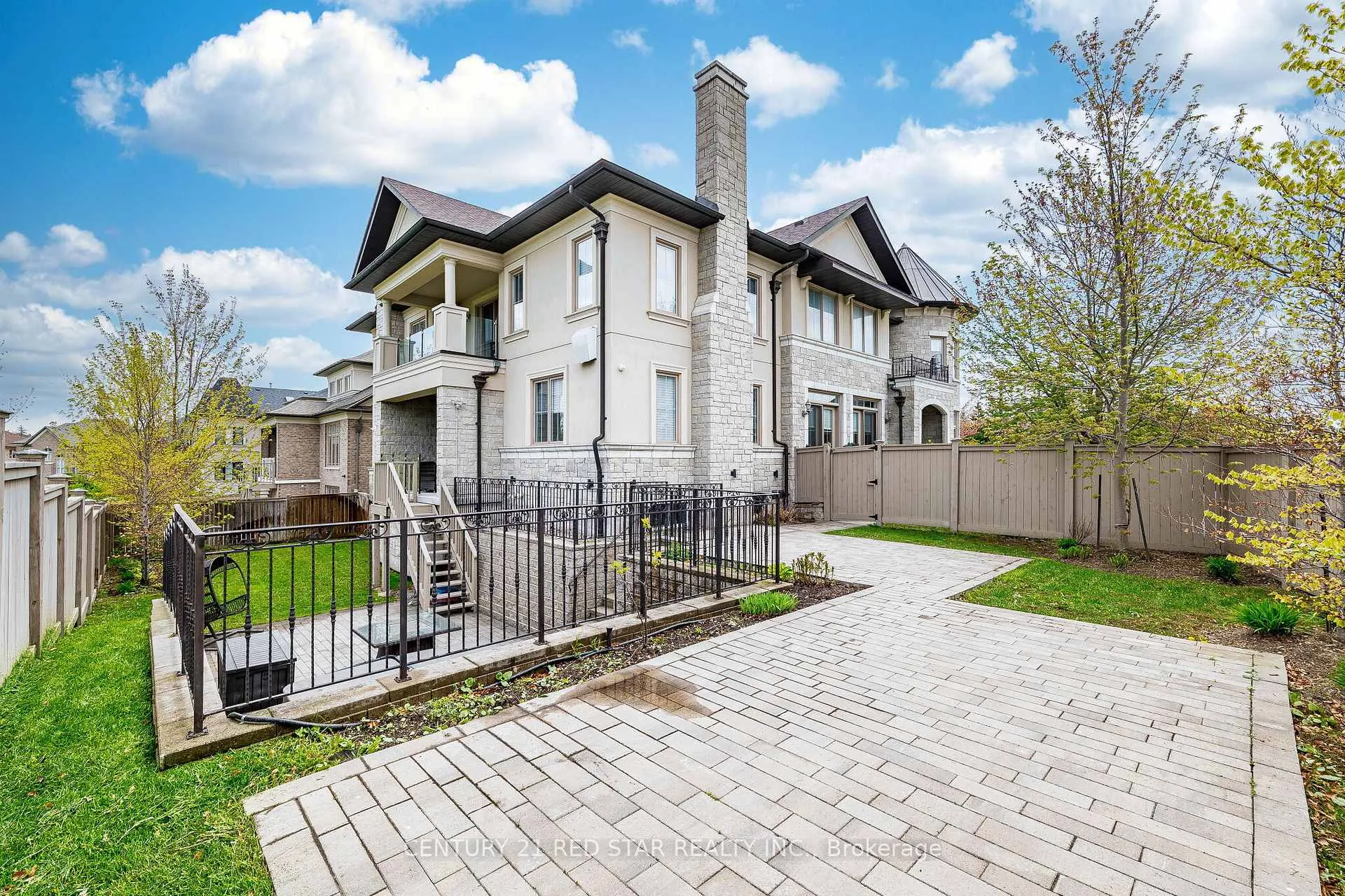 Photo 45 of 62 Langdon Drive, King, King City — HOMEH