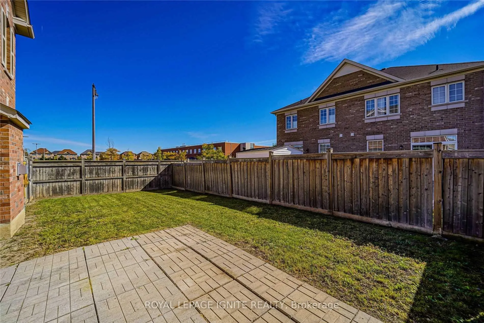 Photo 7 of Unit Upper, 26 Ironshield Drive, Brampton, Bram East — HOMEH