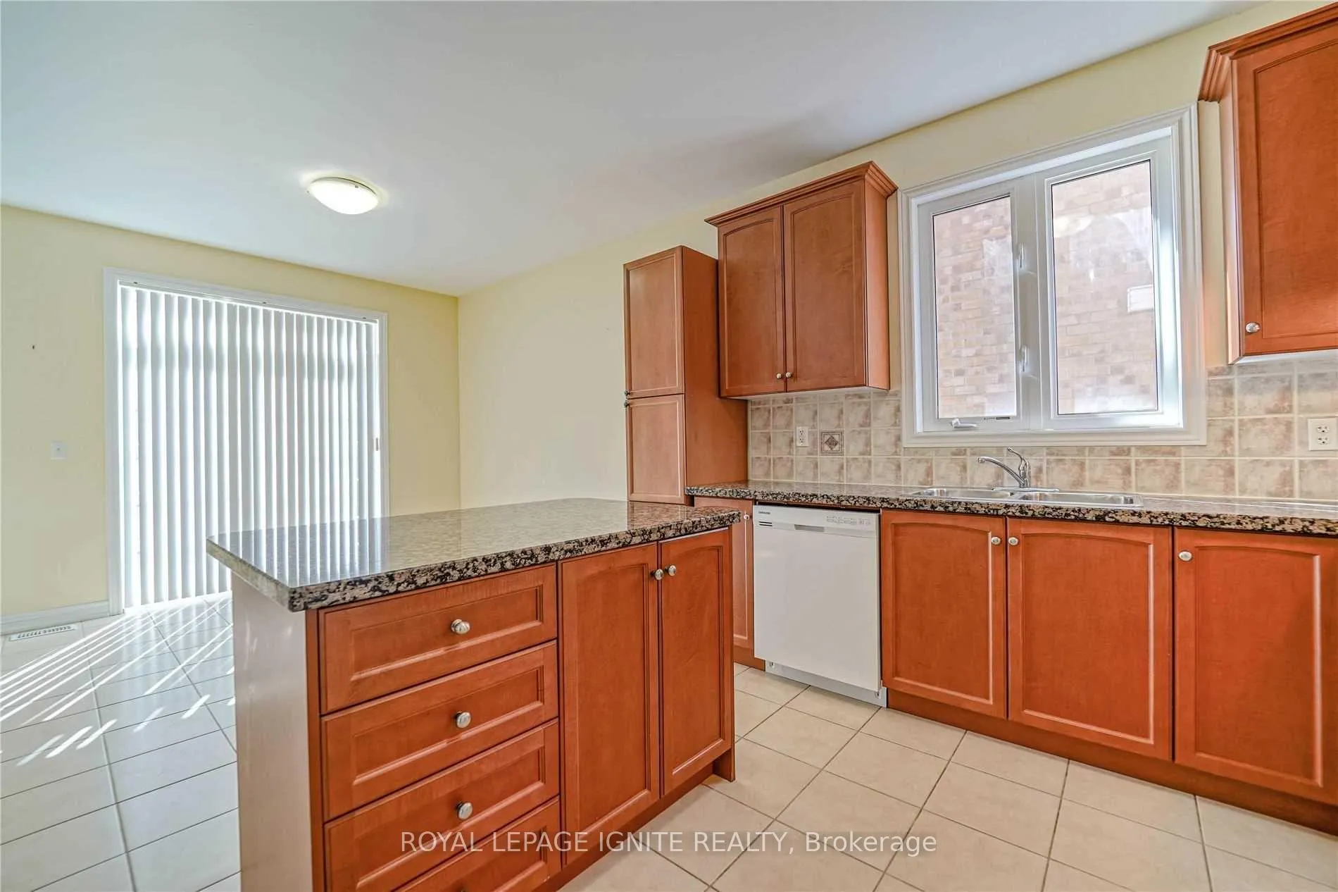 Photo 17 of Unit Upper, 26 Ironshield Drive, Brampton, Bram East — HOMEH