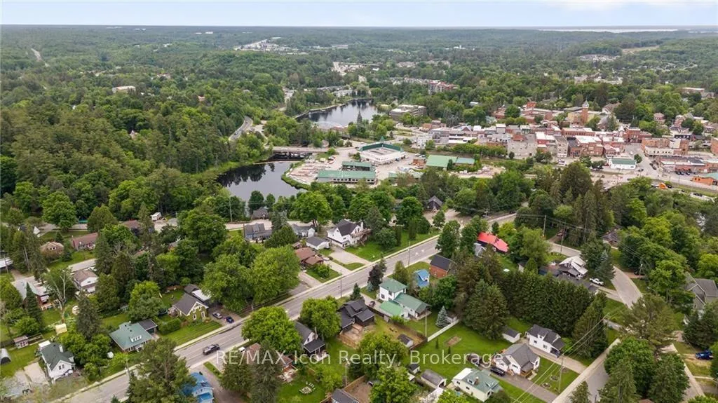 Photo 34 of 71 Taylor Road, Bracebridge, Macaulay — HOMEH