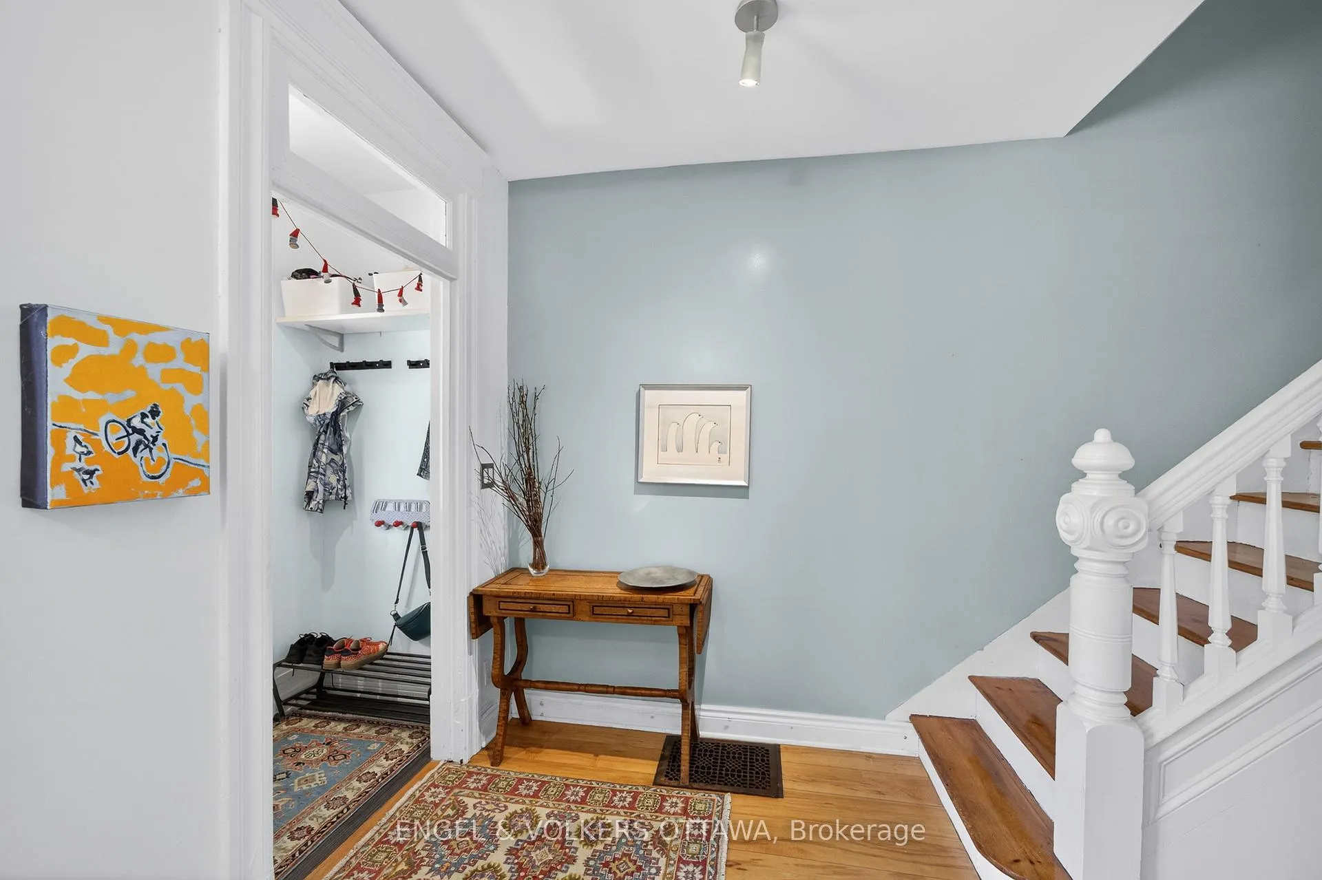 Photo 4 of 99 Goulburn Avenue, Ottawa, Sandy Hill — HOMEH