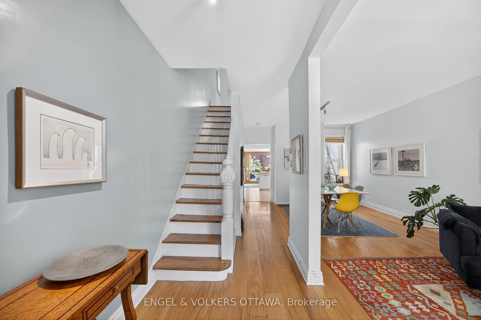 Photo 5 of 99 Goulburn Avenue, Ottawa, Sandy Hill — HOMEH