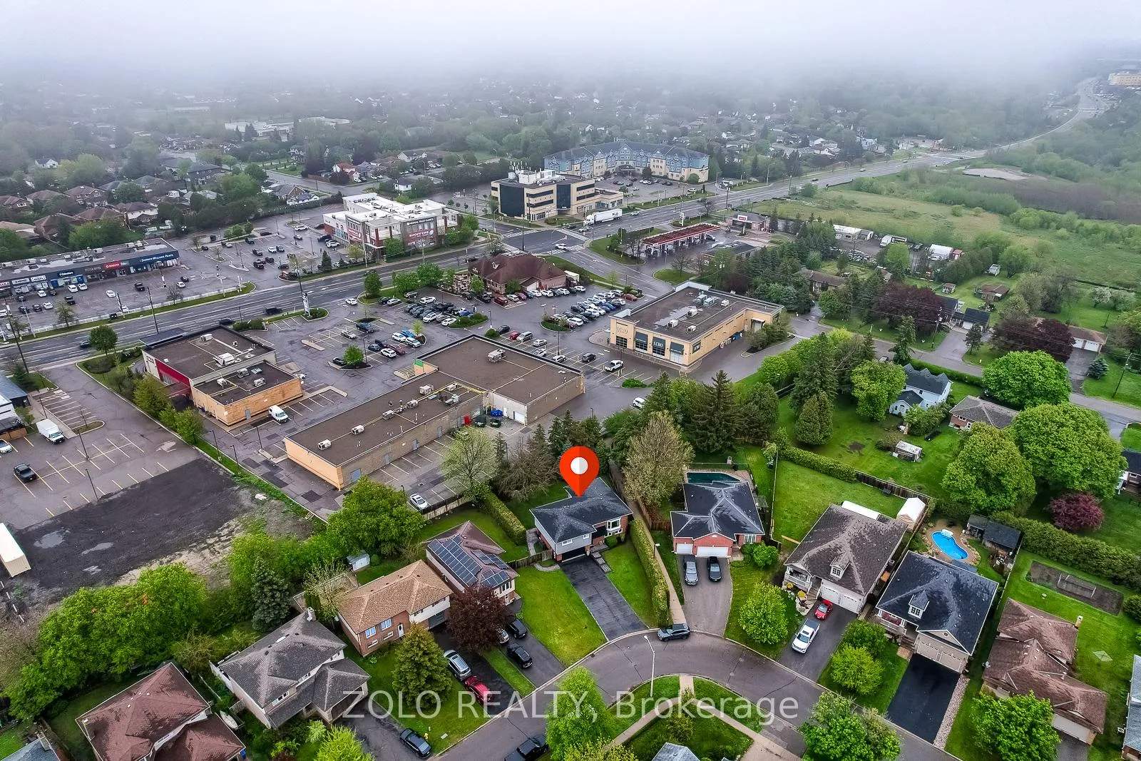 Photo 2 of 86 Foxhunt Trail, Clarington, Courtice — HOMEH