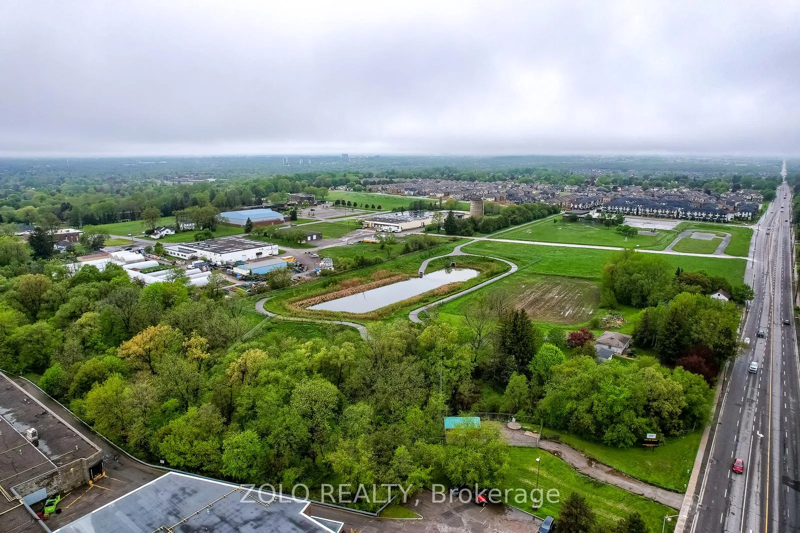 Photo 49 of 86 Foxhunt Trail, Clarington, Courtice — HOMEH