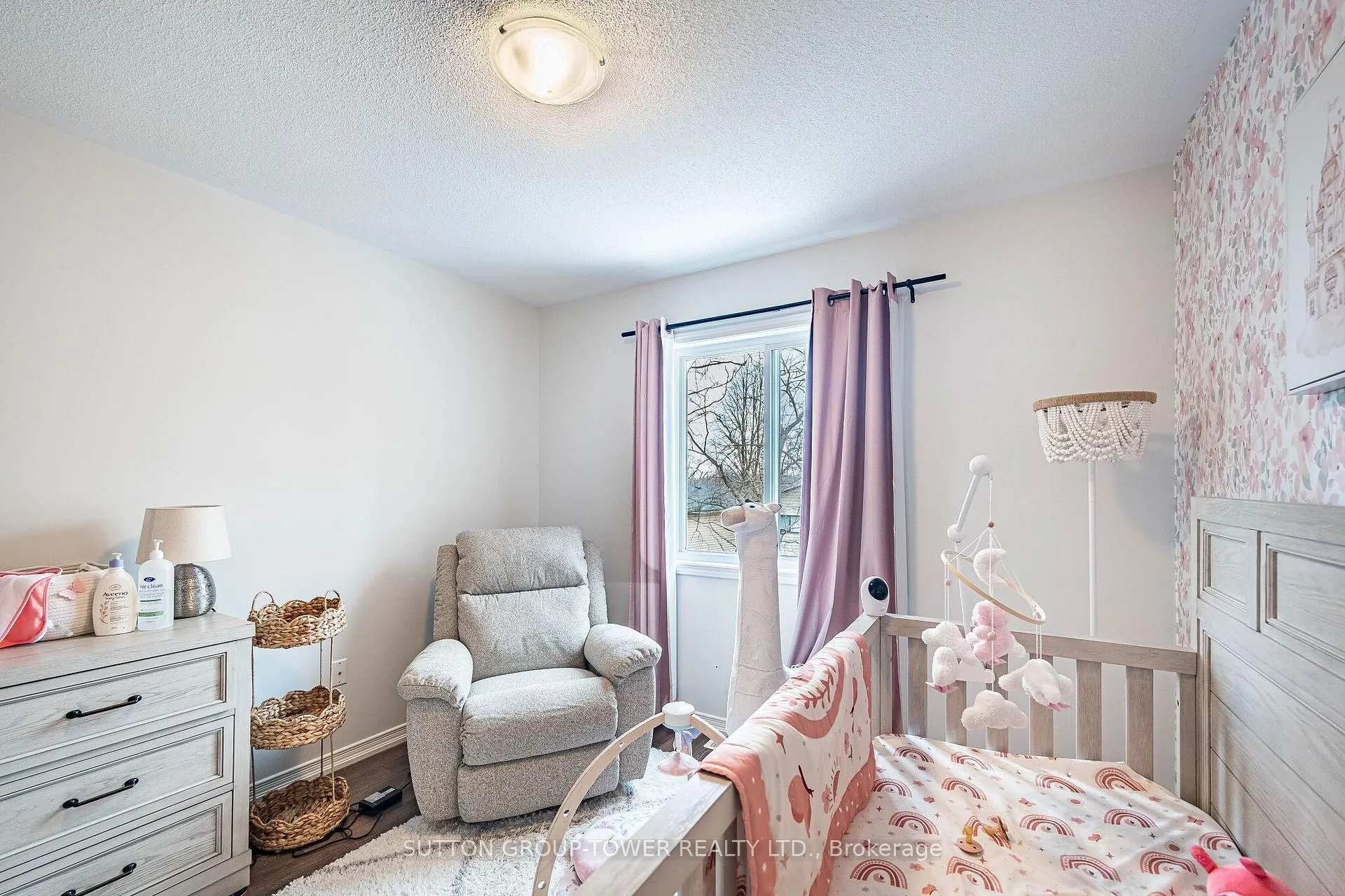 Photo 17 of 59 Frank's Way, Barrie, Allandale — HOMEH