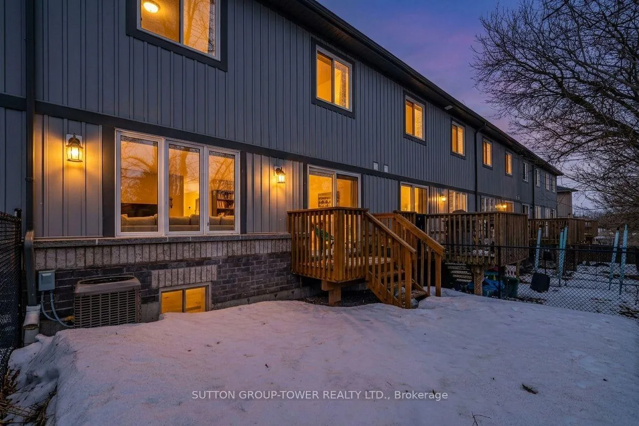 Photo 31 of 59 Frank's Way, Barrie, Allandale — HOMEH