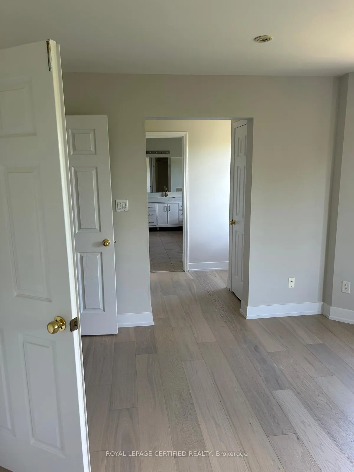 Photo 28 of 5612 Thorn Lane, Burlington, Orchard — HOMEH