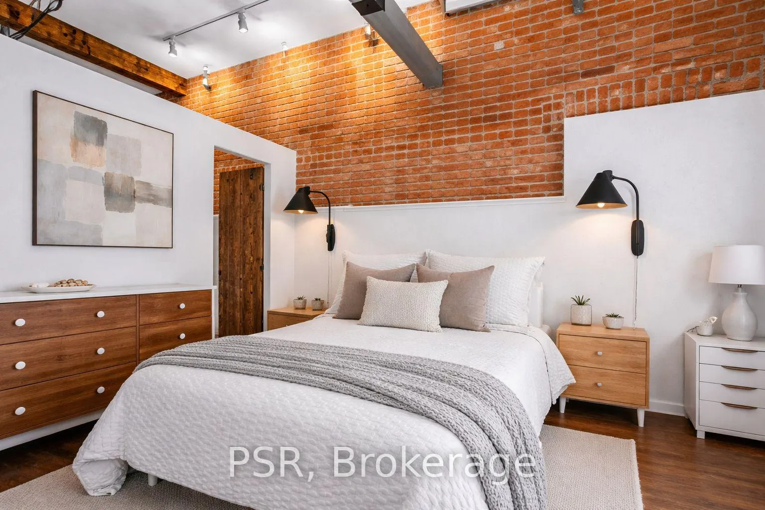 Photo 9 of Unit 4, 121 Prescott Avenue, Toronto, Weston-Pellam Park — HOMEH