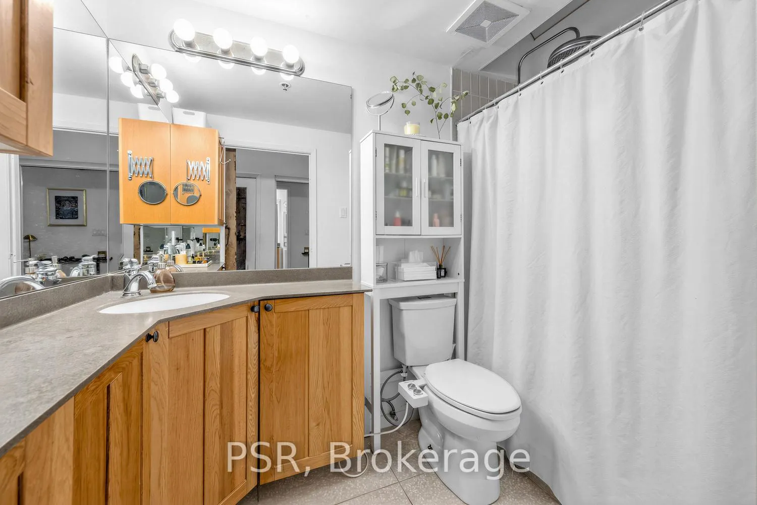 Photo 13 of Unit 4, 121 Prescott Avenue, Toronto, Weston-Pellam Park — HOMEH