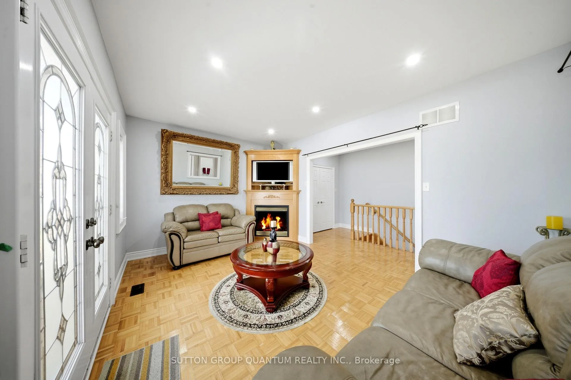 Photo 21 of 35 Devonsleigh Drive, Brampton, Fletcher's Meadow — HOMEH