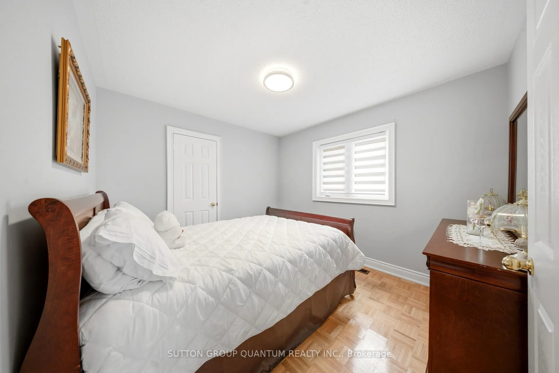Photo 23 of 35 Devonsleigh Drive, Brampton, Fletcher's Meadow — HOMEH