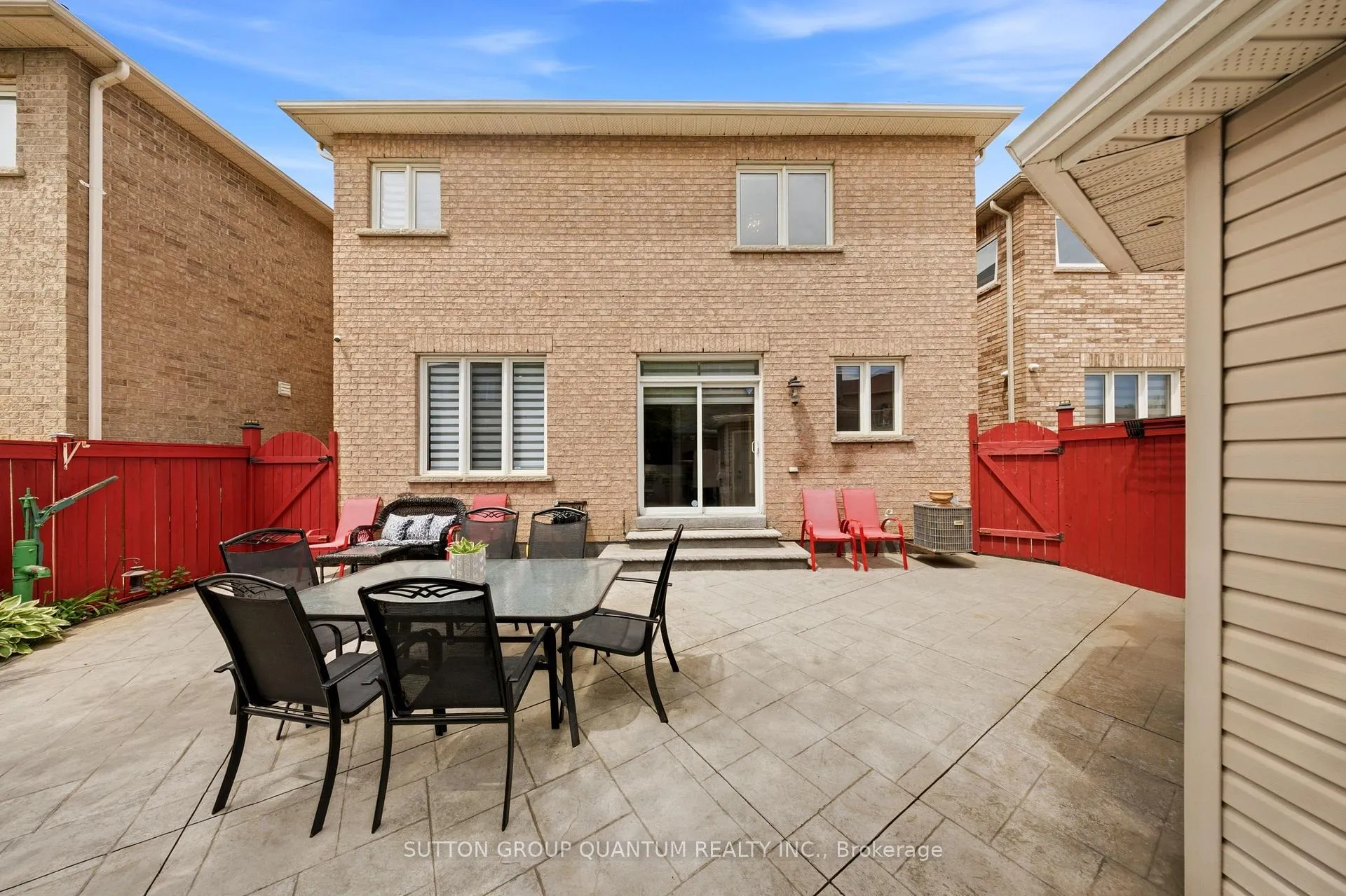 Photo 37 of 35 Devonsleigh Drive, Brampton, Fletcher's Meadow — HOMEH