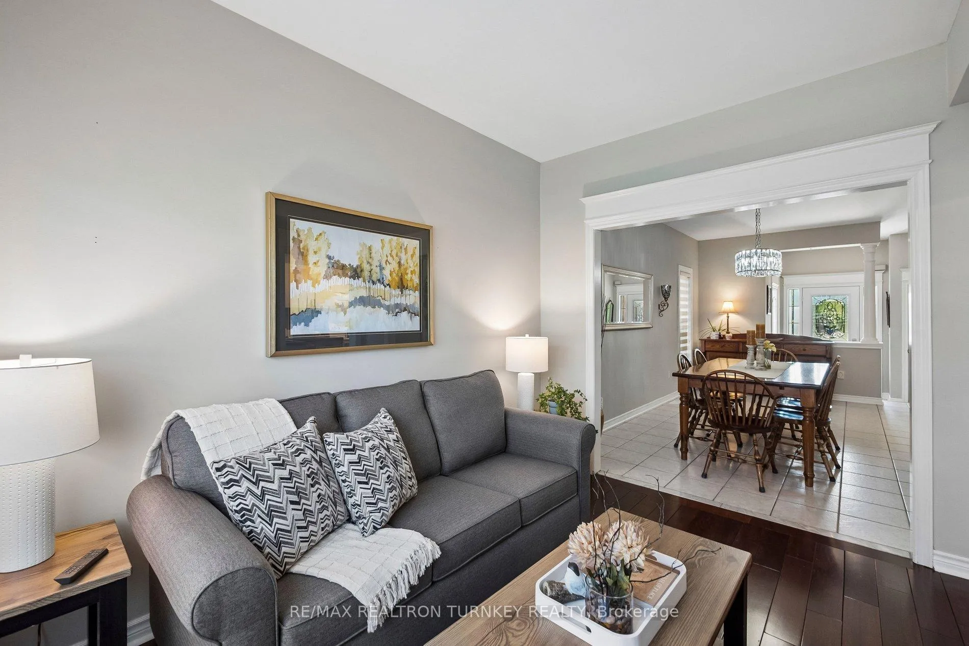 Photo 12 of 142 Denise Circle, Newmarket, Summerhill Estates — HOMEH