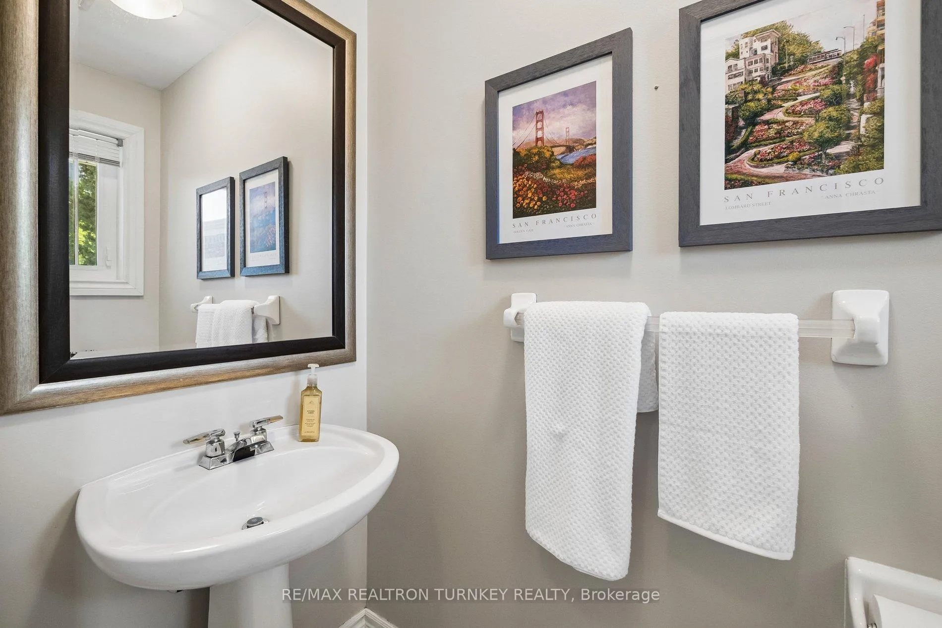 Photo 23 of 142 Denise Circle, Newmarket, Summerhill Estates — HOMEH
