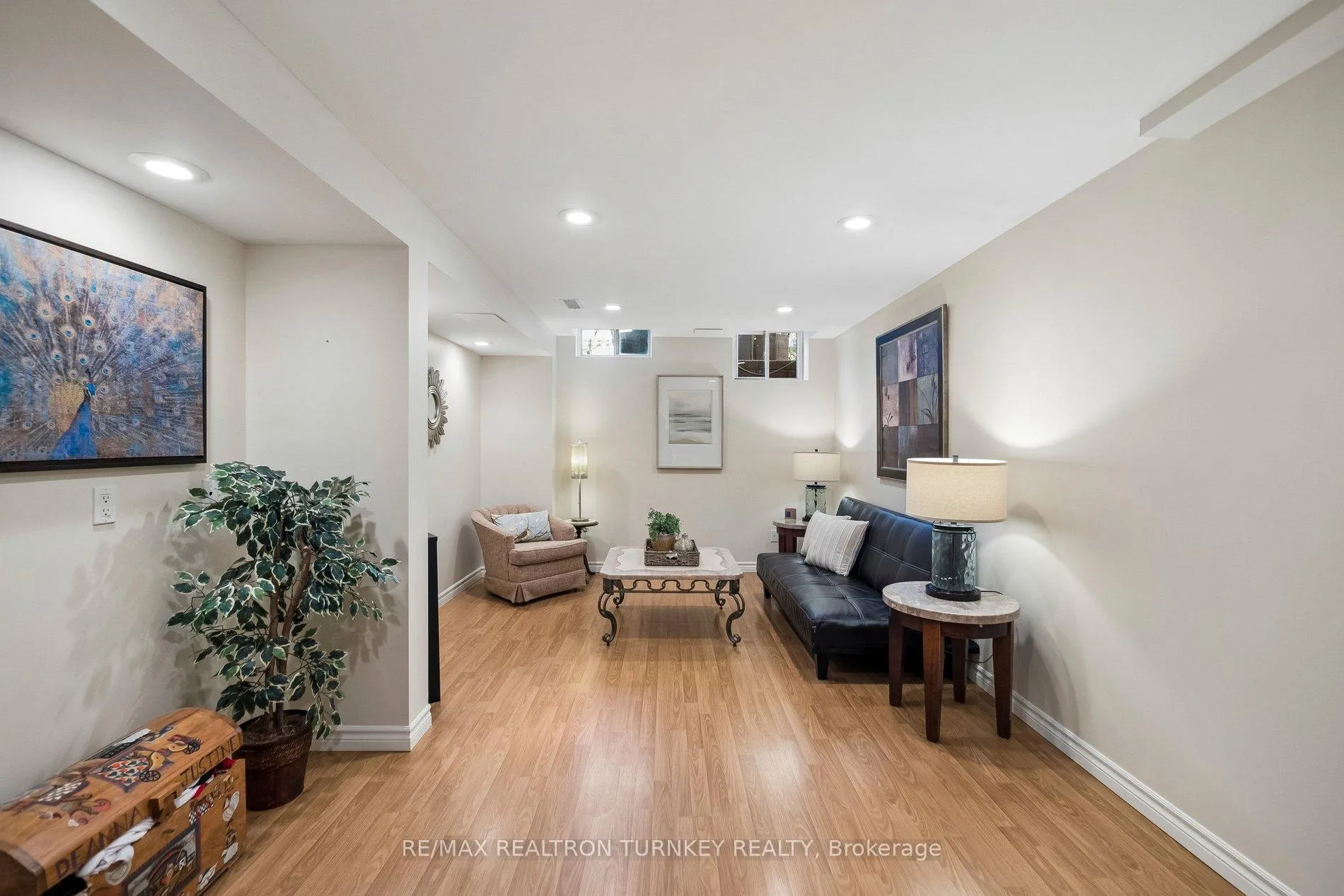 Photo 34 of 142 Denise Circle, Newmarket, Summerhill Estates — HOMEH