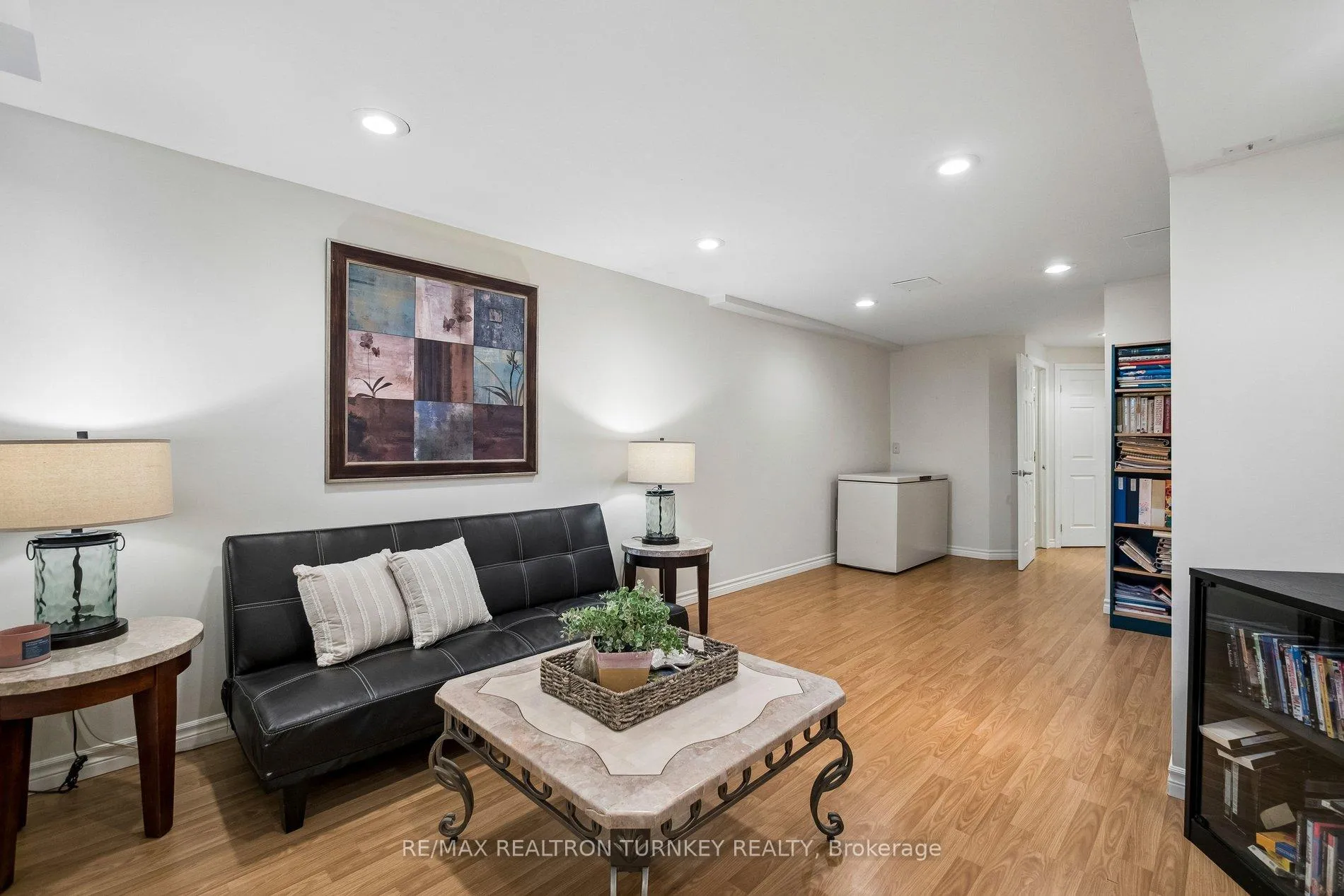 Photo 37 of 142 Denise Circle, Newmarket, Summerhill Estates — HOMEH