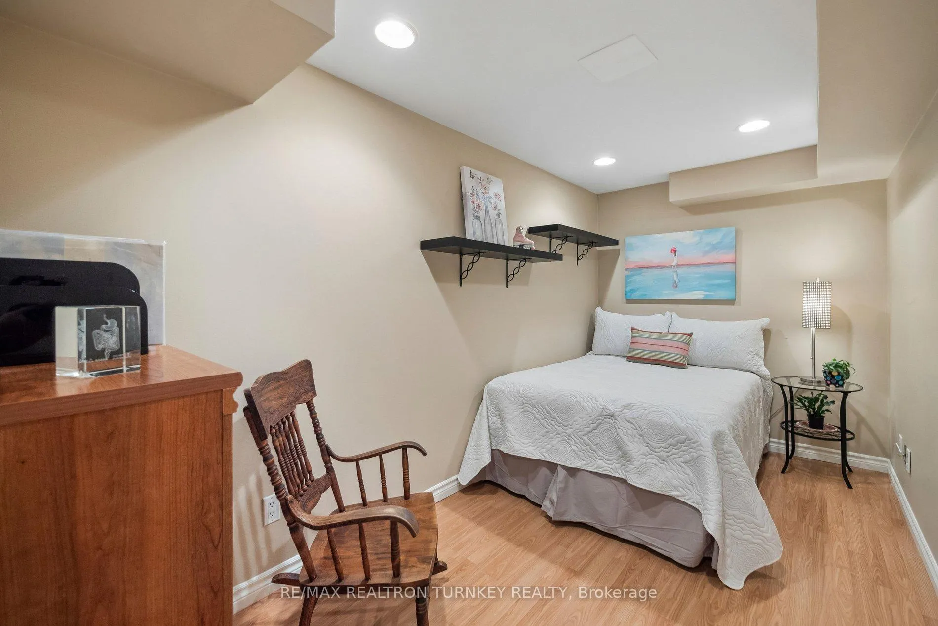 Photo 38 of 142 Denise Circle, Newmarket, Summerhill Estates — HOMEH