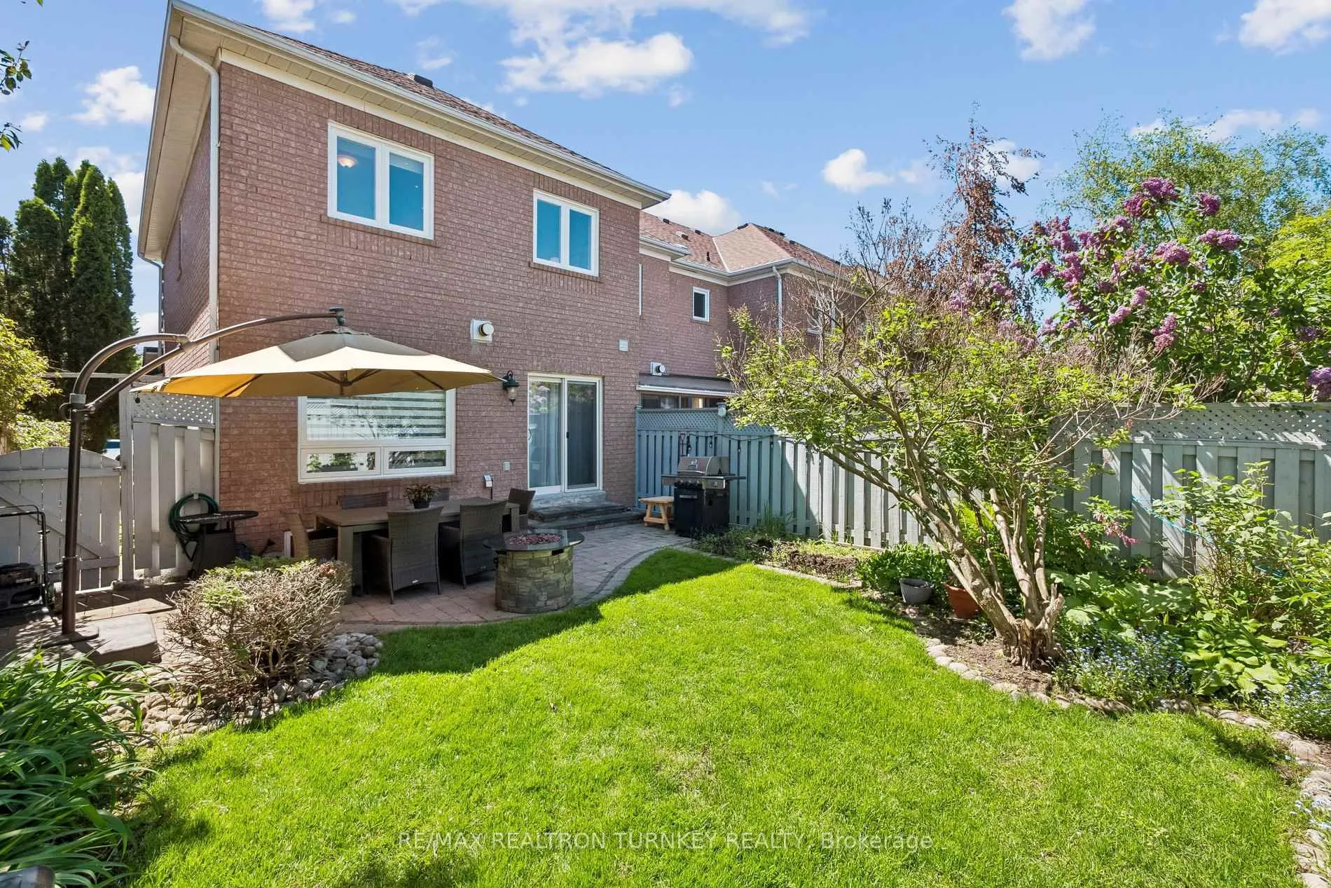 Photo 43 of 142 Denise Circle, Newmarket, Summerhill Estates — HOMEH