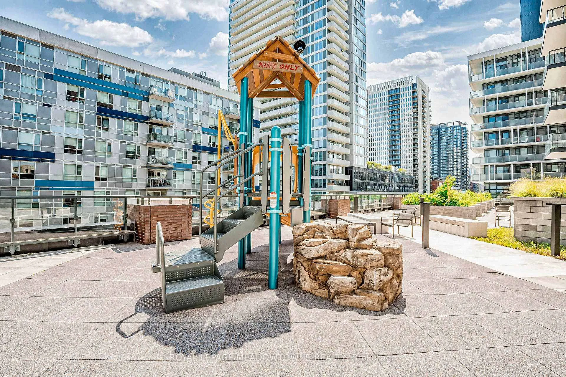 Photo 77 of Unit 1102, 130 River Street, Toronto, Regent Park — HOMEH