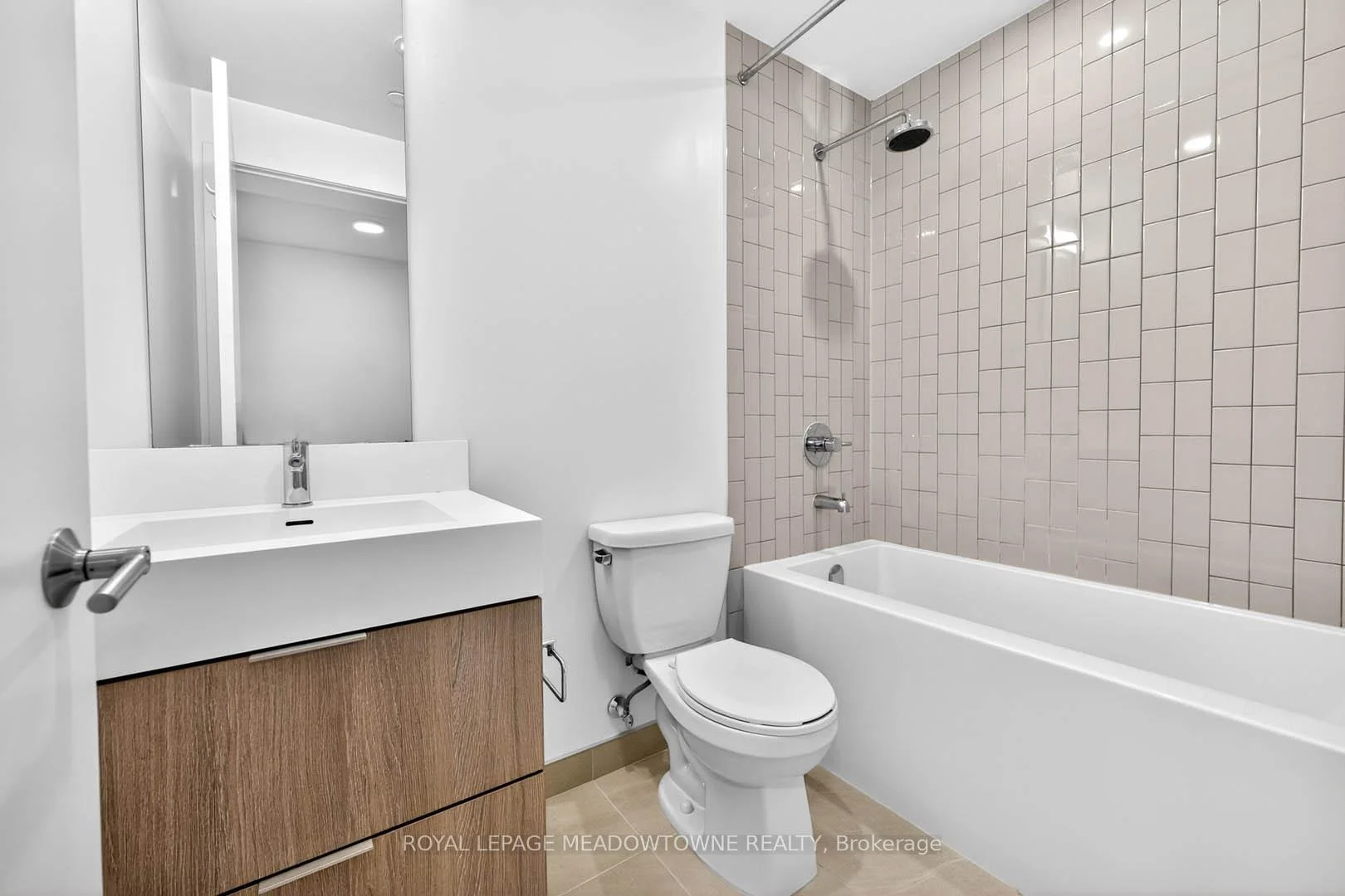 Photo 31 of Unit 1102, 130 River Street, Toronto, Regent Park — HOMEH