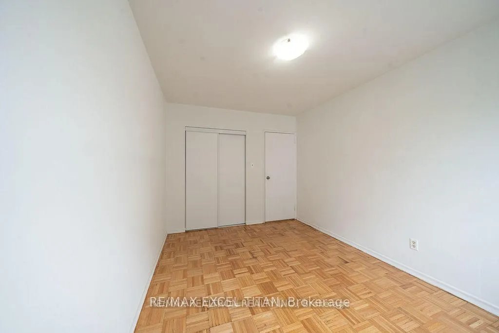 Photo 4 of Unit 53, 2049 Prospect Street, Burlington, Brant — HOMEH