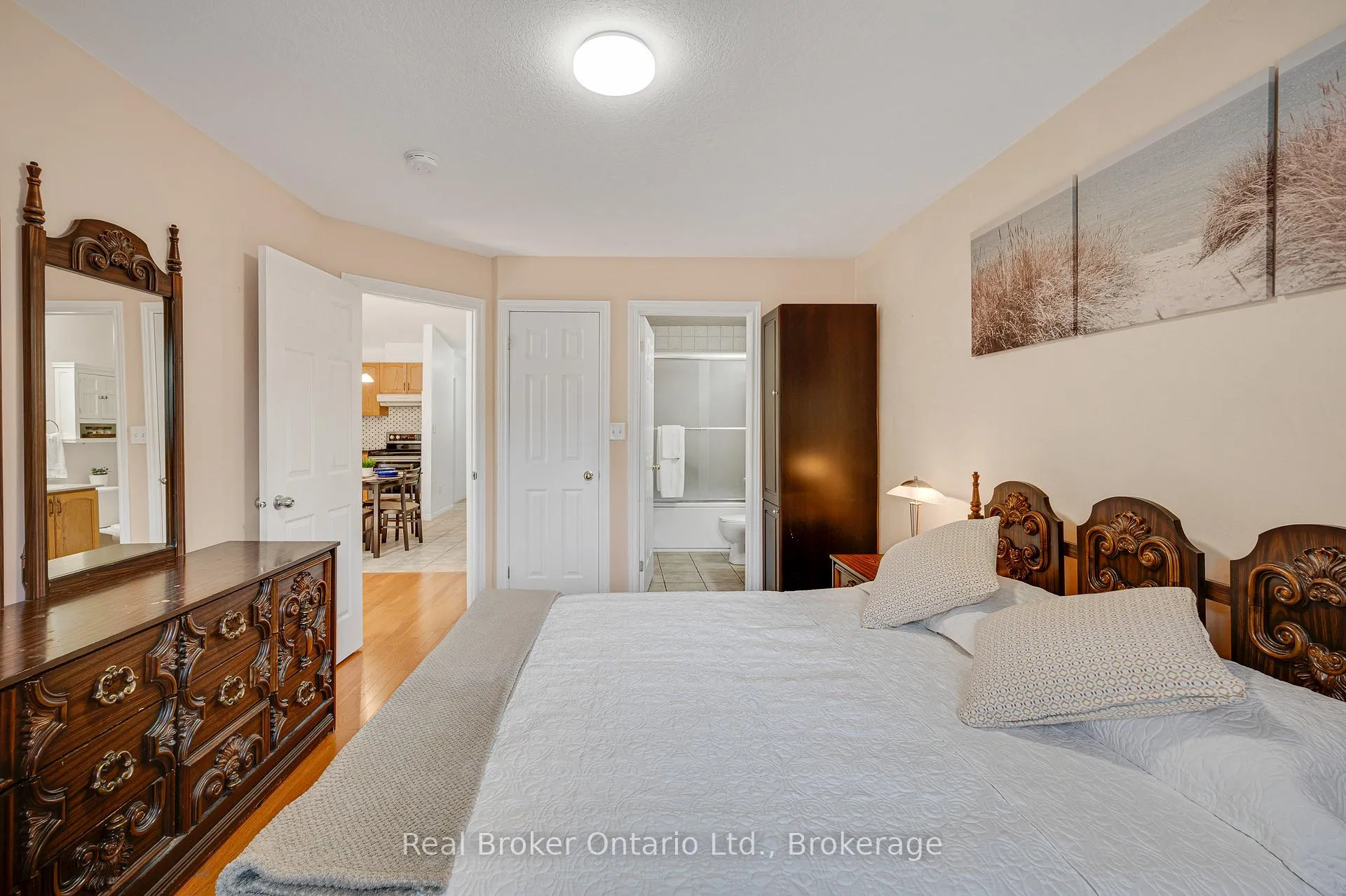 Photo 11 of Unit 17, 751 Rymal Road W, Hamilton, Carpenter — HOMEH