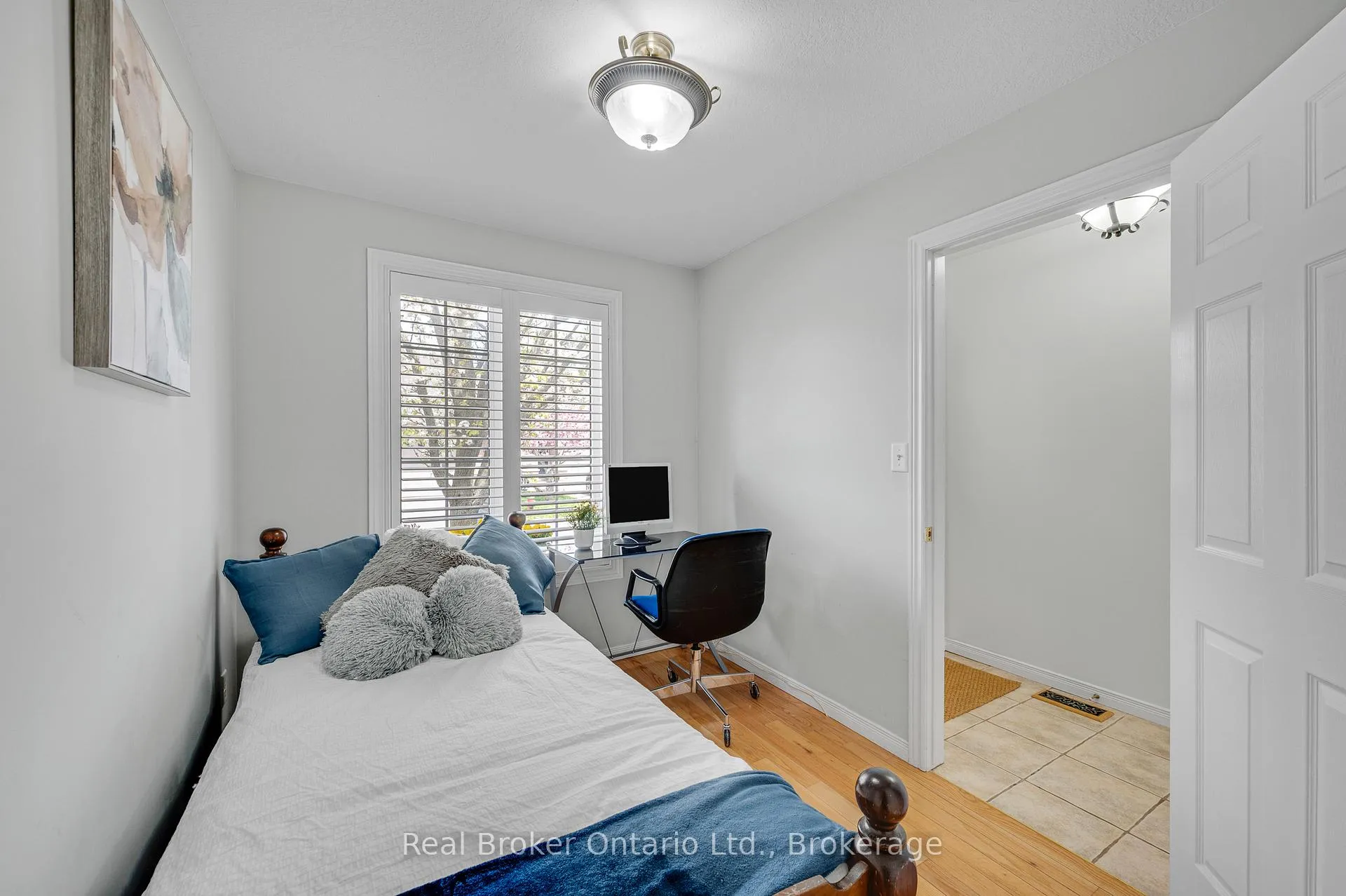 Photo 15 of Unit 17, 751 Rymal Road W, Hamilton, Carpenter — HOMEH