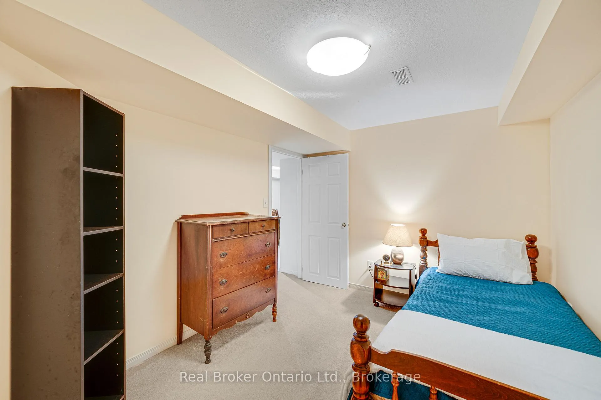 Photo 21 of Unit 17, 751 Rymal Road W, Hamilton, Carpenter — HOMEH