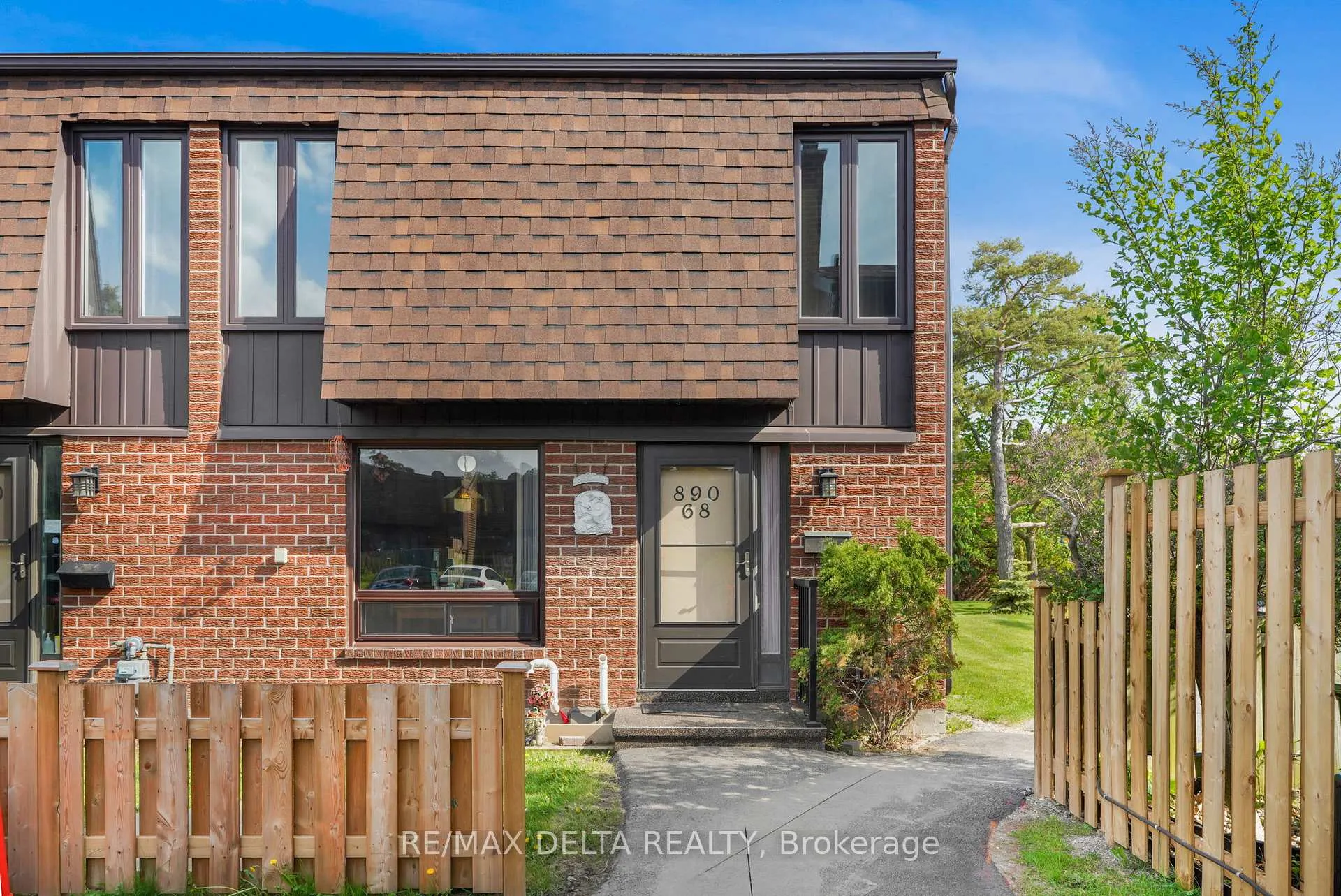 Photo 2 of Unit 68, 890 Cahill Drive, Ottawa, Hunt Club — HOMEH